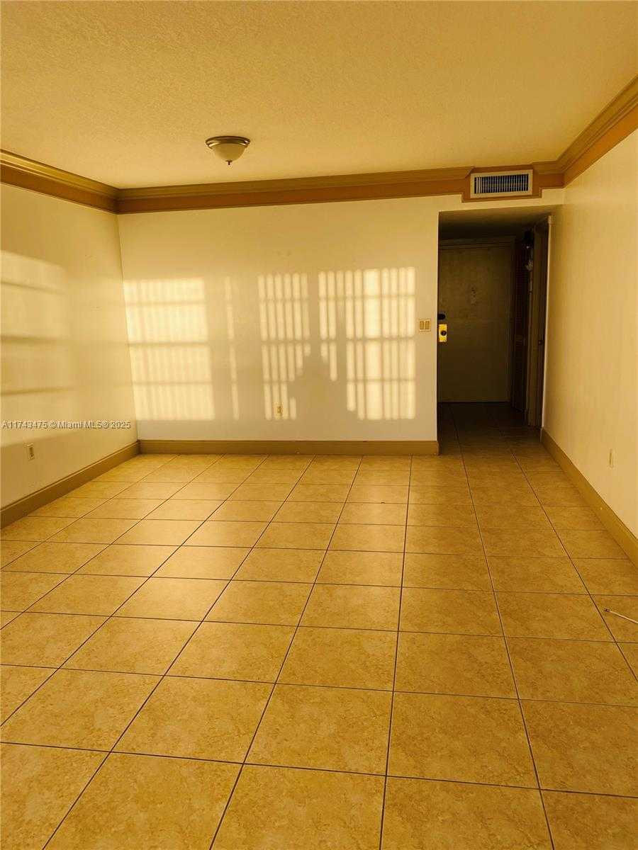 Small Image of 1351 NORTH EAST MIAMI GARDENS DR #1403E, Miami Number 2