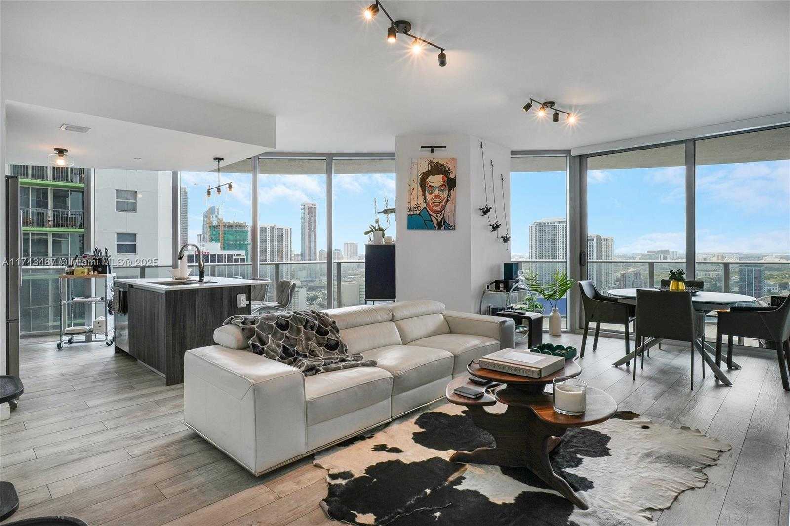 Small Image of 488 NORTH EAST 18TH ST #2800, Miami Number 2