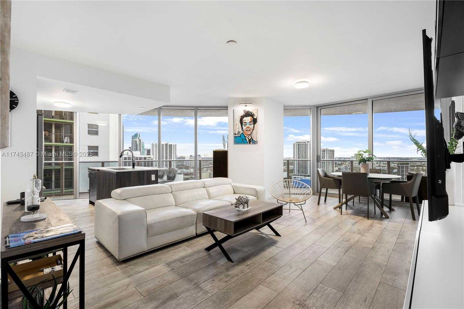 Small Image of 488 NORTH EAST 18TH ST #2800, Miami Number 22