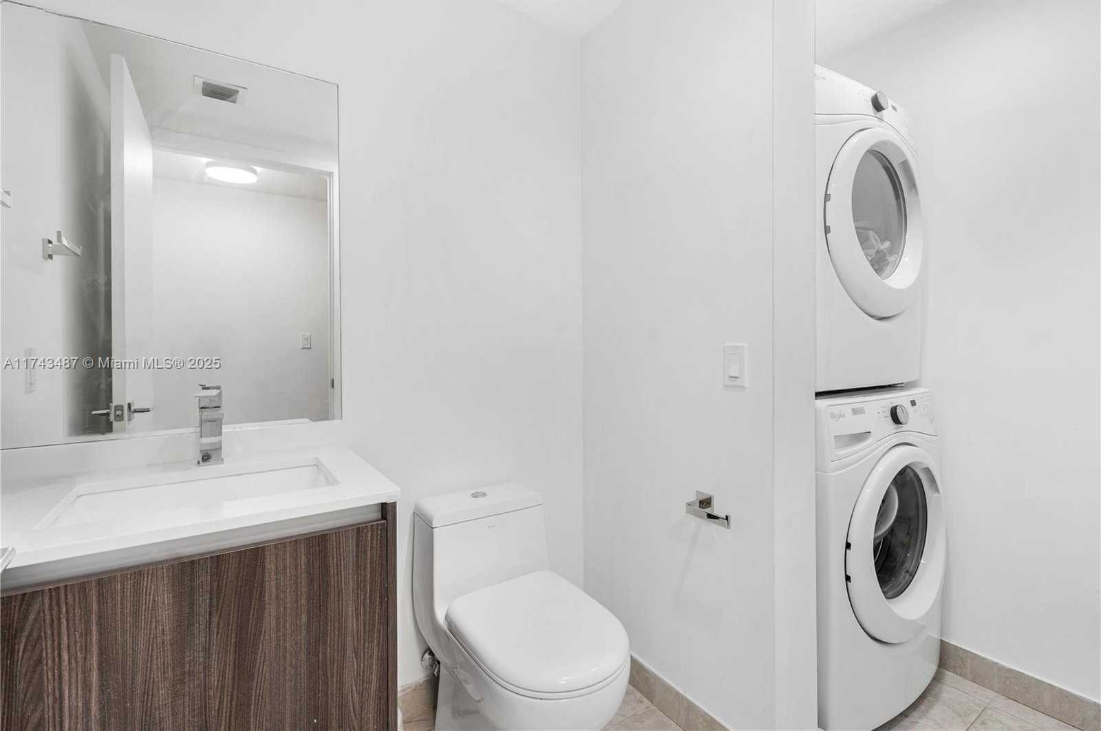 Small Image of 488 NORTH EAST 18TH ST #2800, Miami Number 24