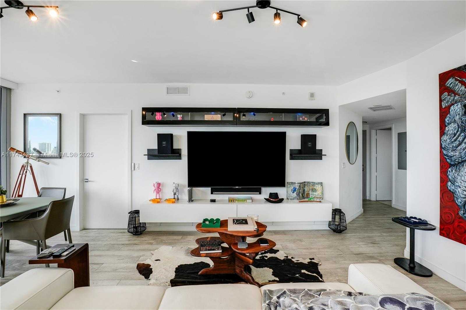 Small Image of 488 NORTH EAST 18TH ST #2800, Miami Number 32