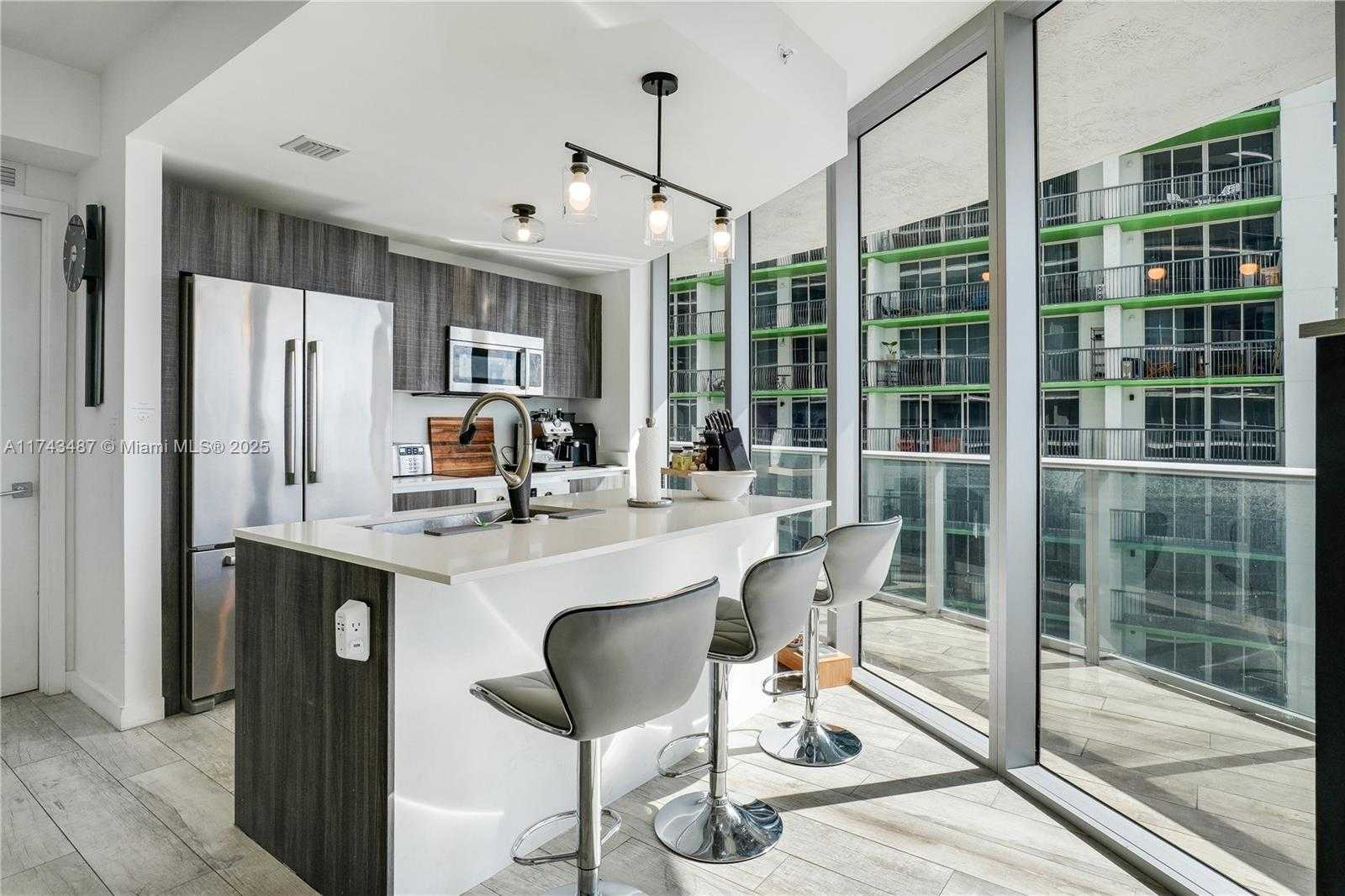 Small Image of 488 NORTH EAST 18TH ST #2800, Miami Number 4