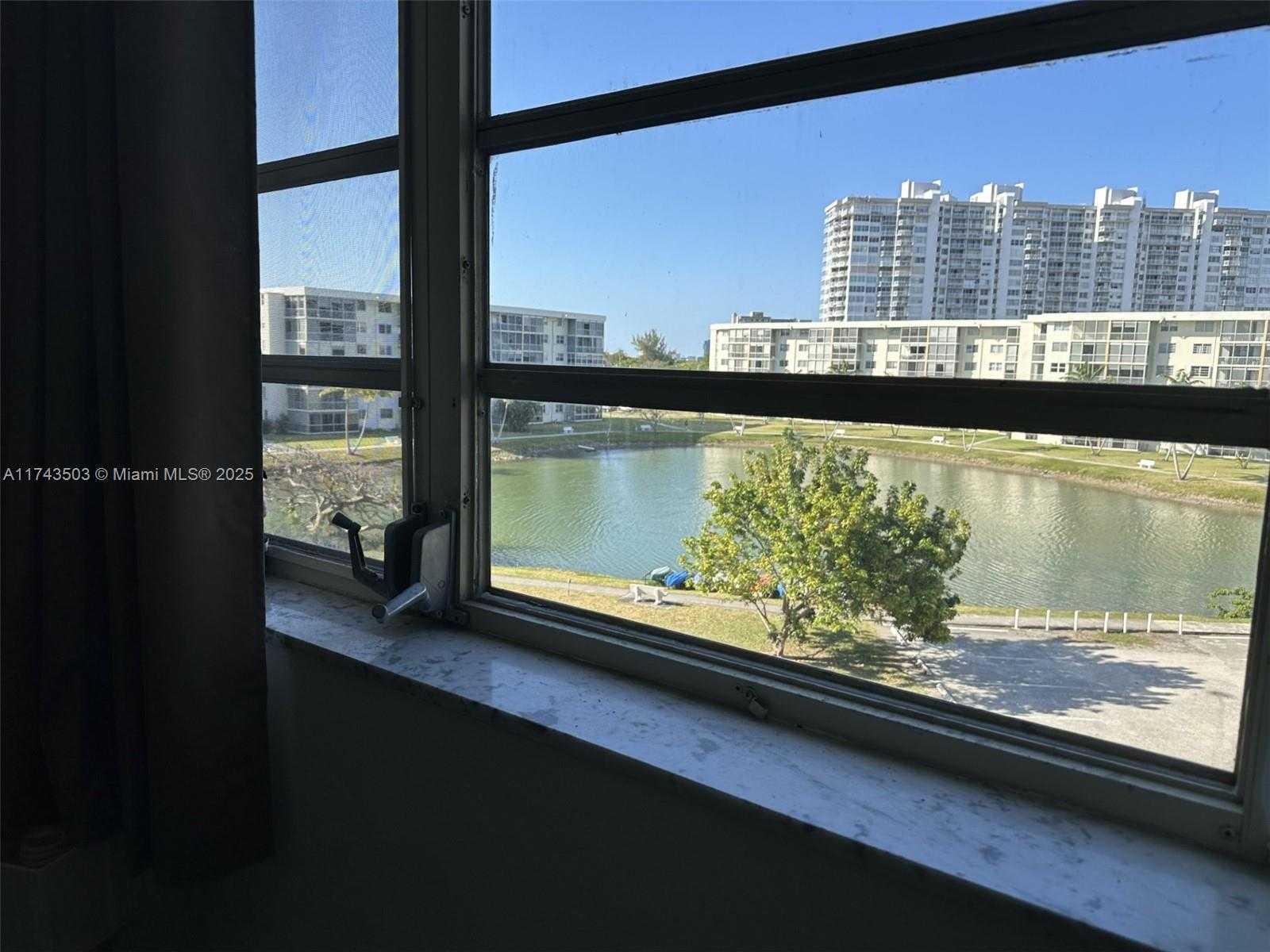 Small Image of 2903 POINT EAST DR #K414, Aventura Number 21