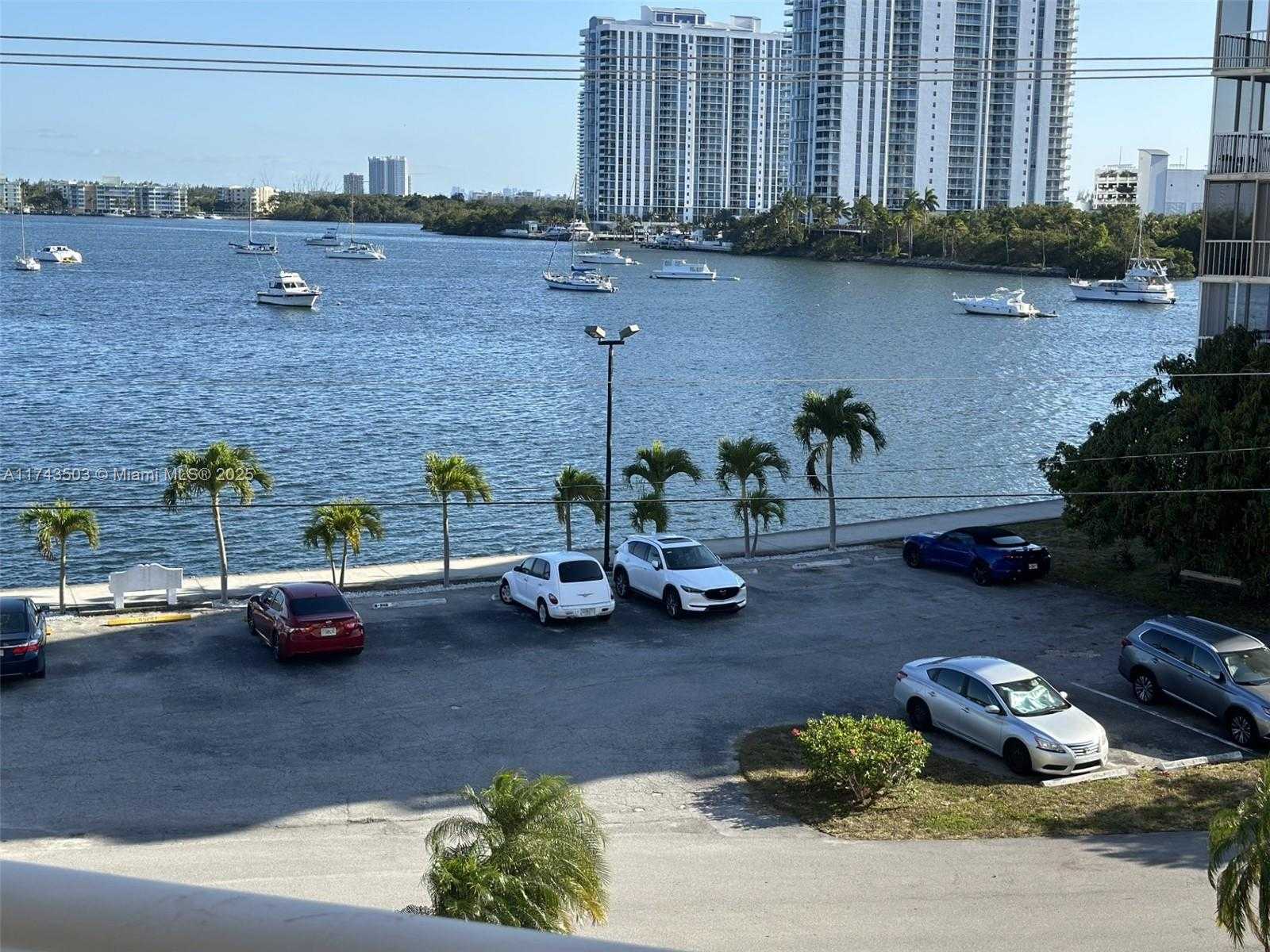 Small Image of 2903 POINT EAST DR #K414, Aventura Number 3