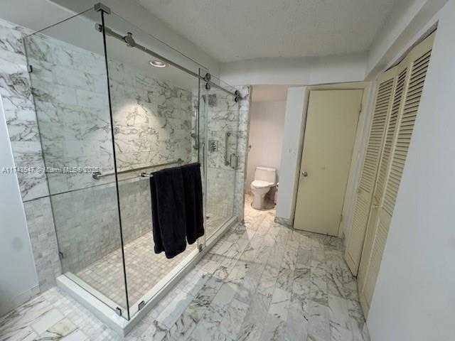 Small Image of 6423 COLLINS AVE #809, Miami Beach Number 12