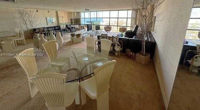 Small Image of 6423 COLLINS AVE #809, Miami Beach Number 5