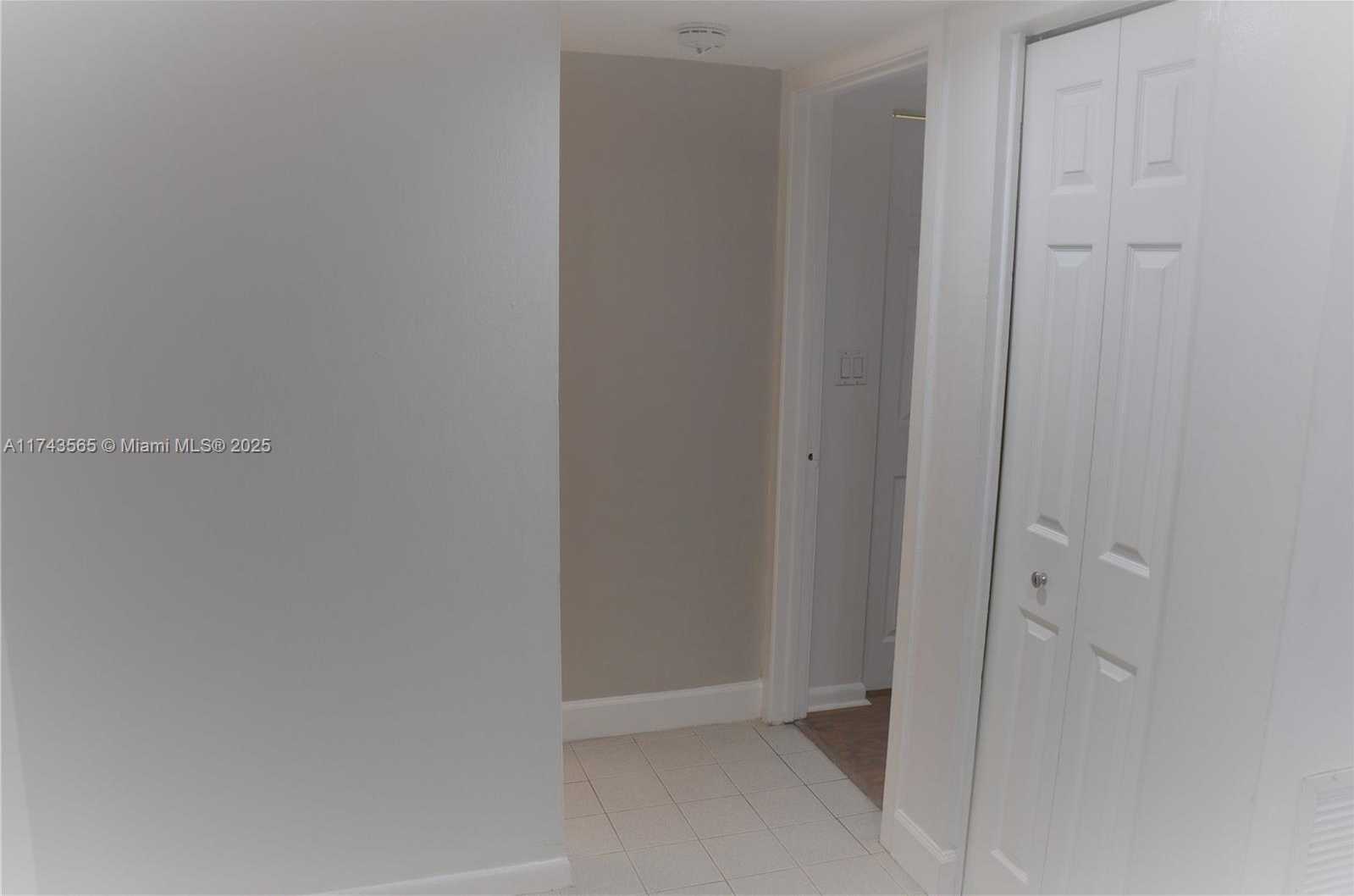Small Image of 8851 NORTH NEW RIVER CANAL RD #18E, Plantation Number 21