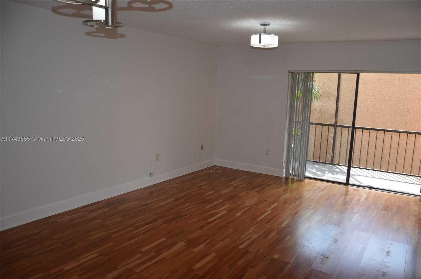 Small Image of 8851 NORTH NEW RIVER CANAL RD #18E, Plantation Number 23