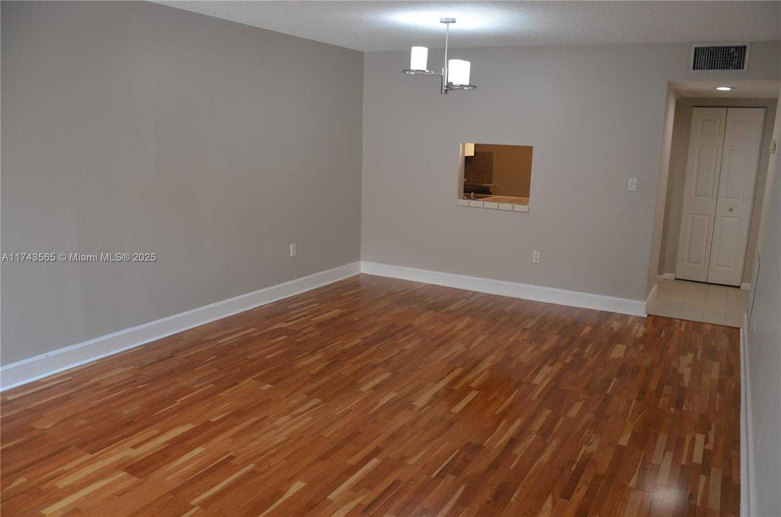 Small Image of 8851 NORTH NEW RIVER CANAL RD #18E, Plantation Number 25