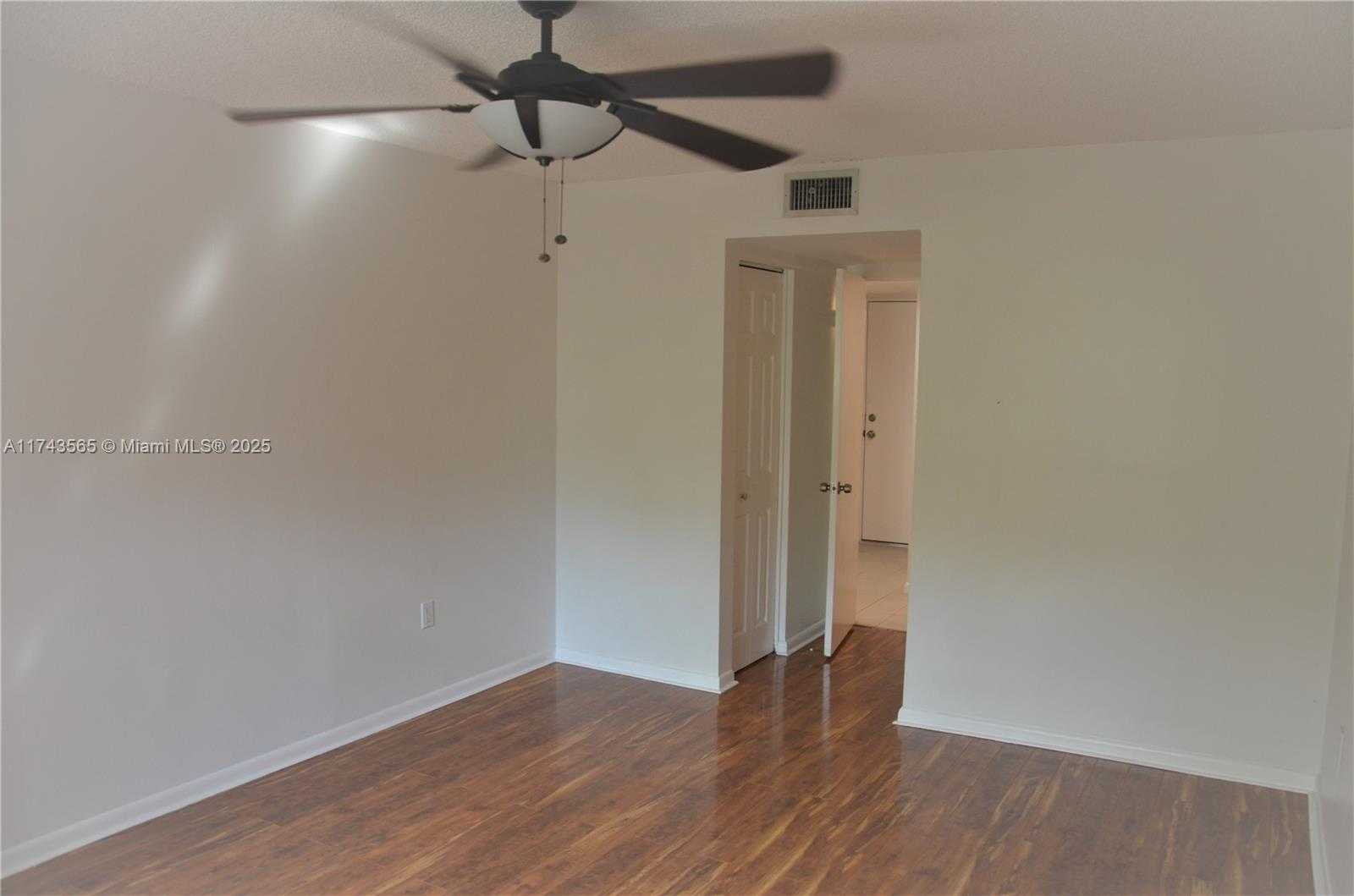 Small Image of 8851 NORTH NEW RIVER CANAL RD #18E, Plantation Number 41