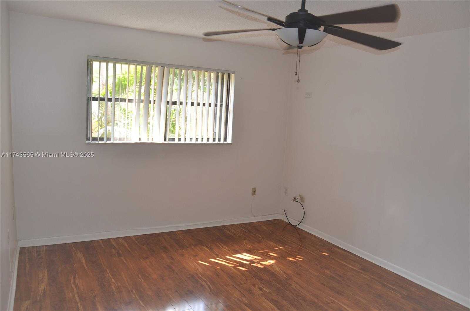 Small Image of 8851 NORTH NEW RIVER CANAL RD #18E, Plantation Number 42