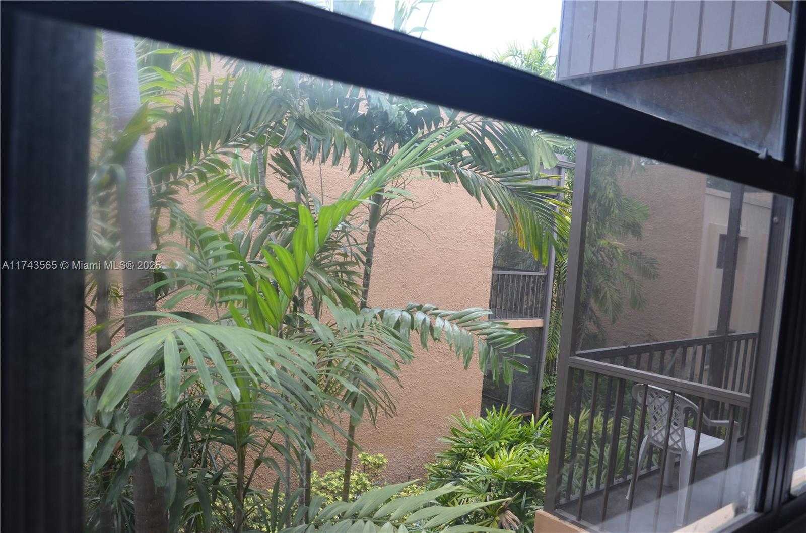 Small Image of 8851 NORTH NEW RIVER CANAL RD #18E, Plantation Number 43