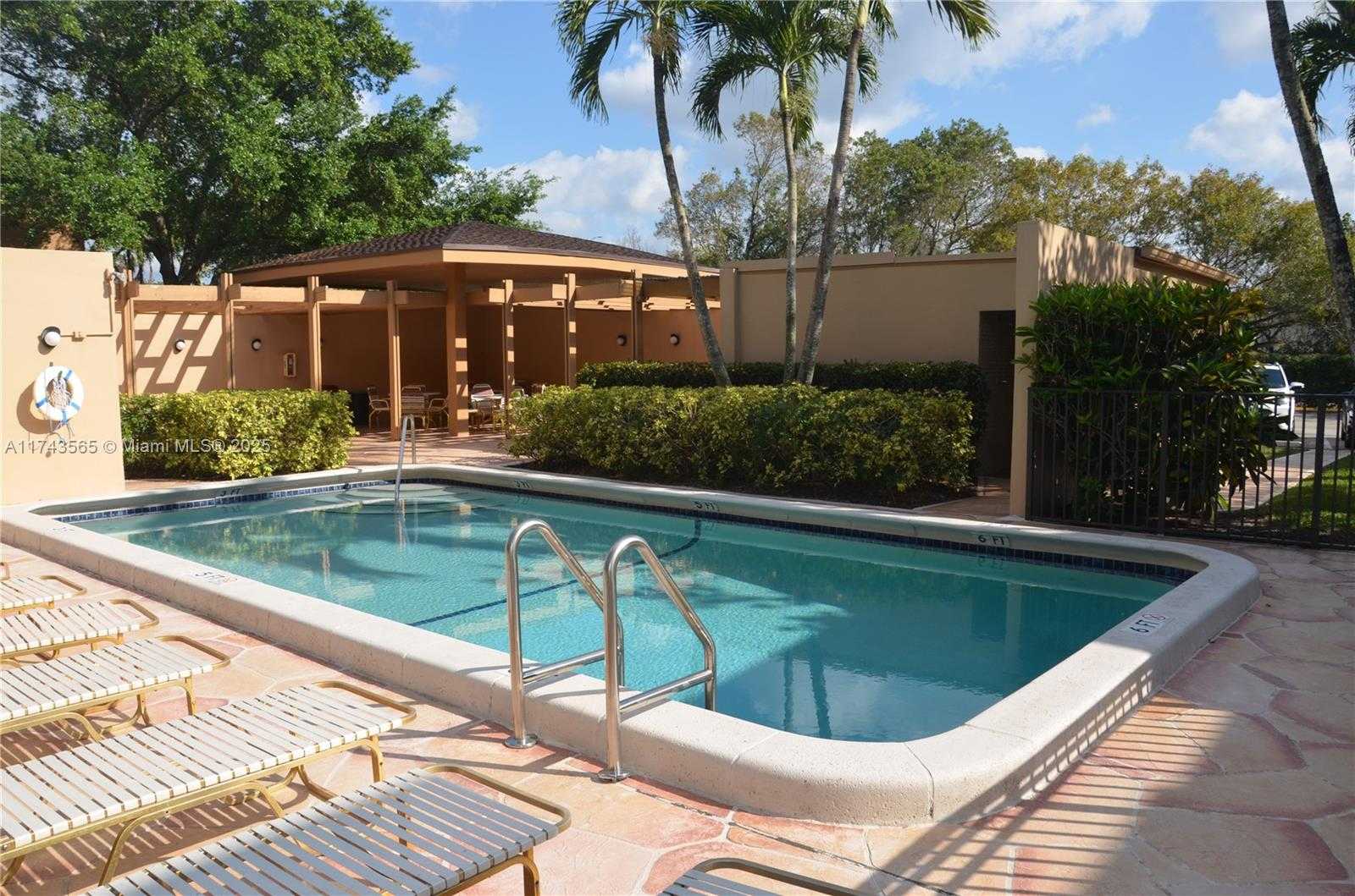 Small Image of 8851 NORTH NEW RIVER CANAL RD #18E, Plantation Number 56