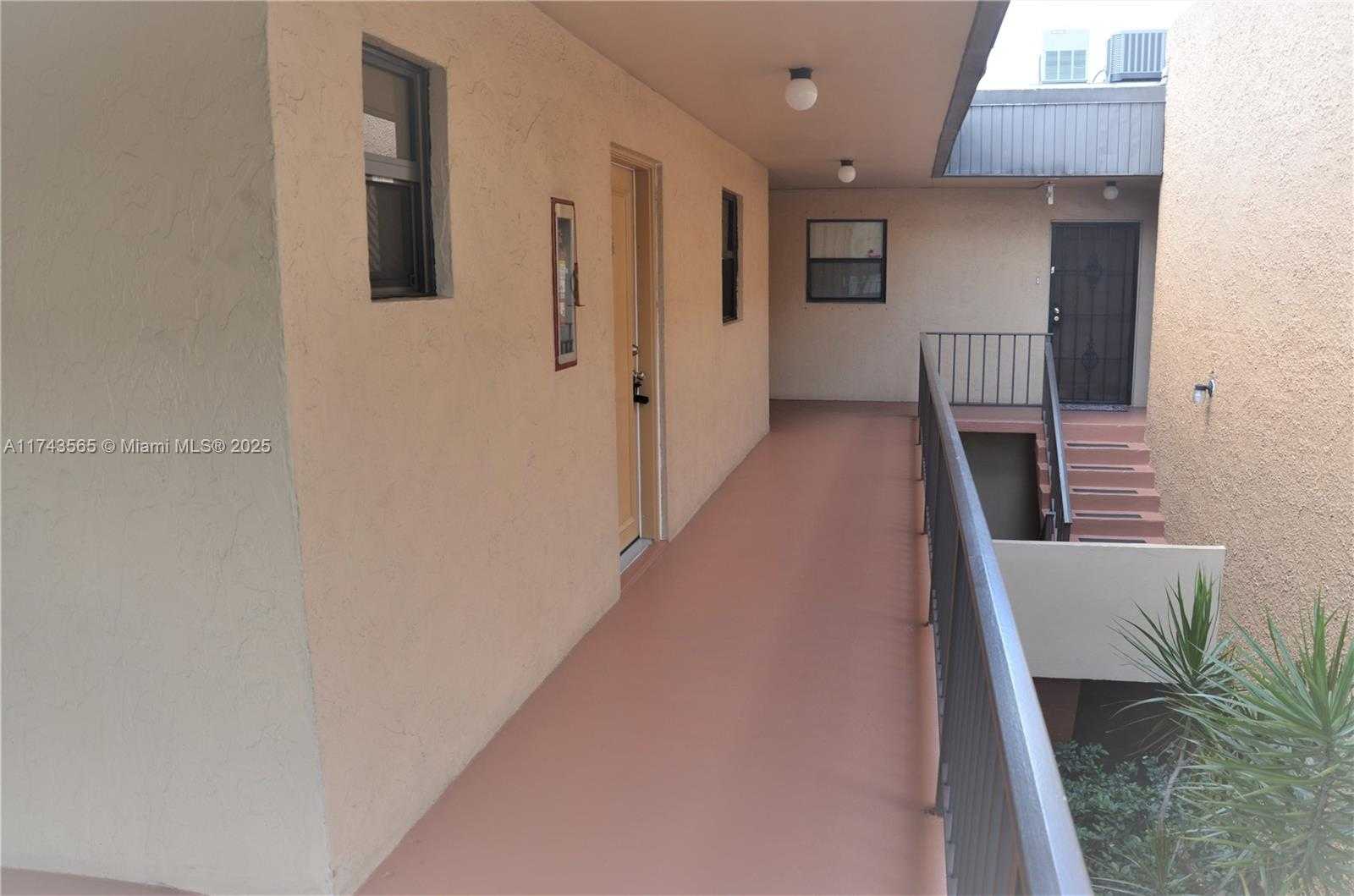 Small Image of 8851 NORTH NEW RIVER CANAL RD #18E, Plantation Number 6