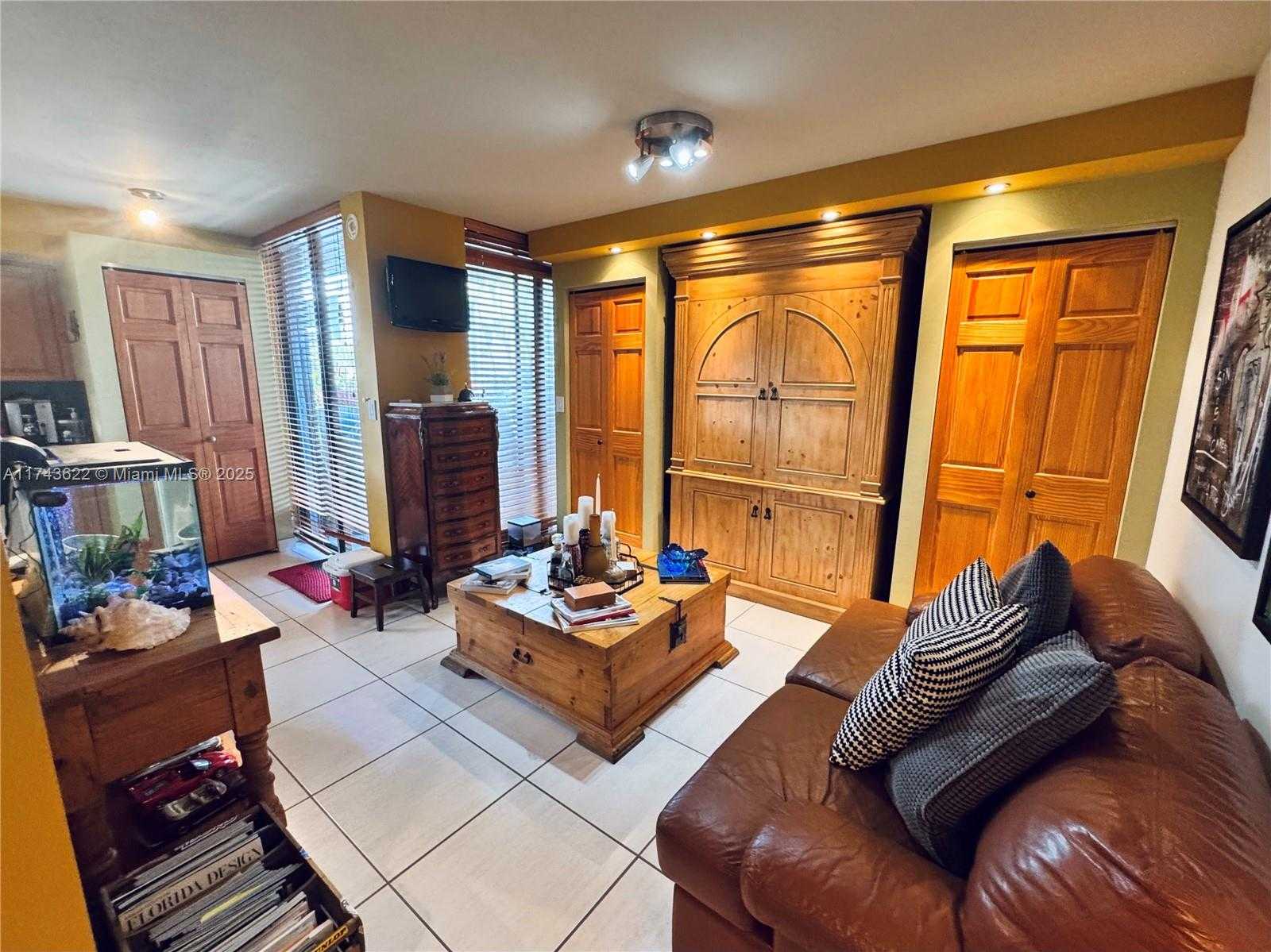 Small Image of 3007 NORTH EAST 183RD LN #7, Aventura Number 13