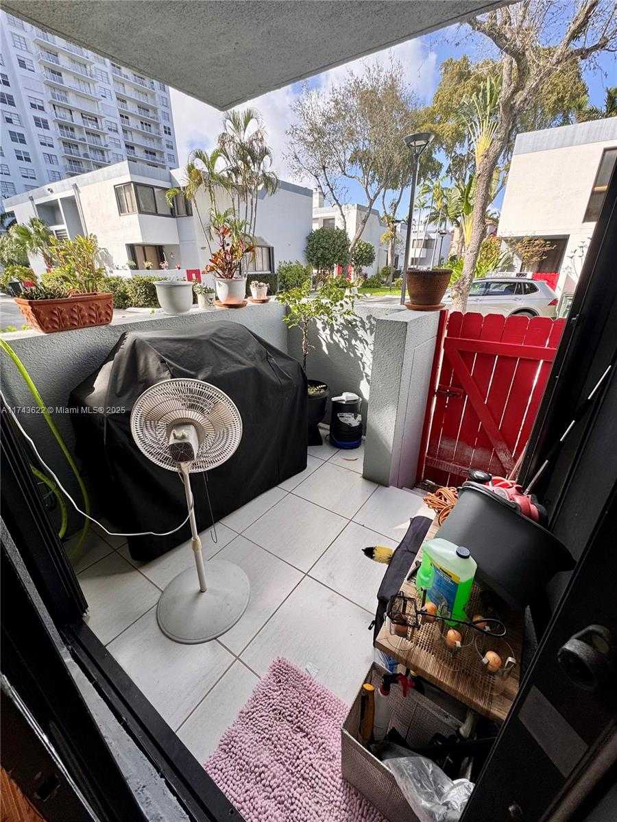 Small Image of 3007 NORTH EAST 183RD LN #7, Aventura Number 14