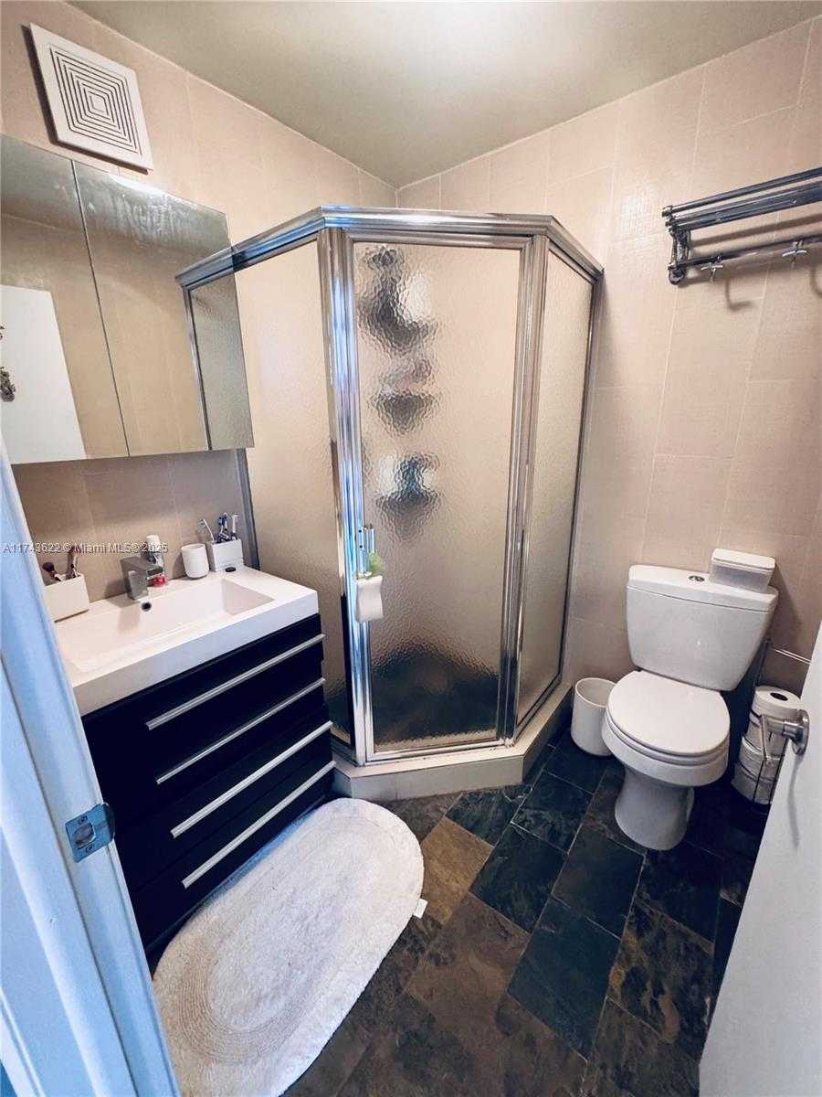 Small Image of 3007 NORTH EAST 183RD LN #7, Aventura Number 22