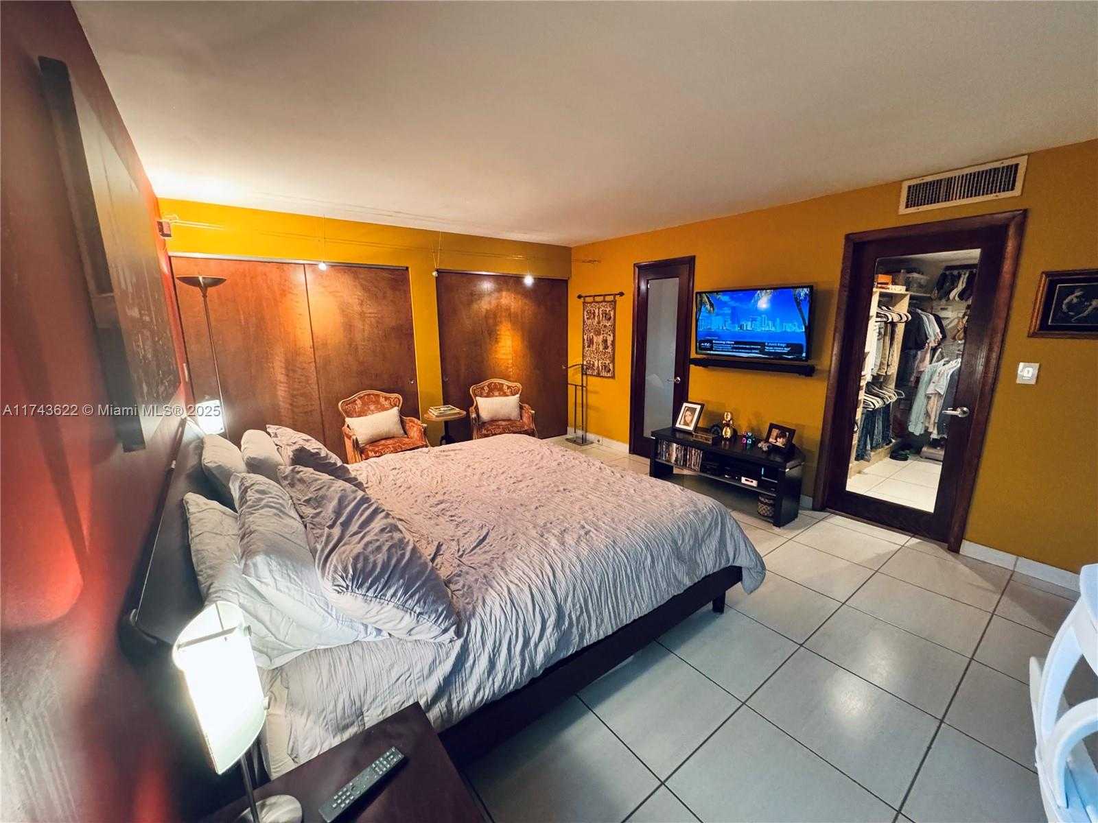 Small Image of 3007 NORTH EAST 183RD LN #7, Aventura Number 26