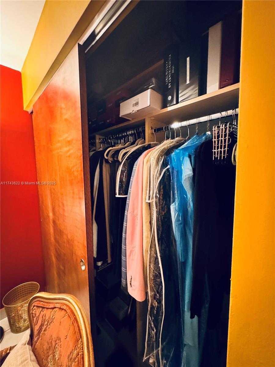 Small Image of 3007 NORTH EAST 183RD LN #7, Aventura Number 31