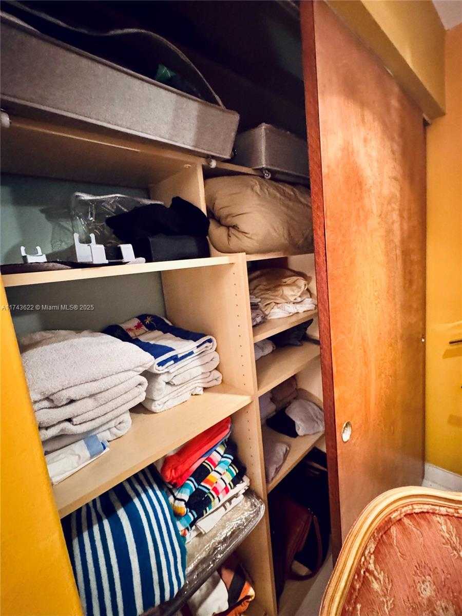 Small Image of 3007 NORTH EAST 183RD LN #7, Aventura Number 32