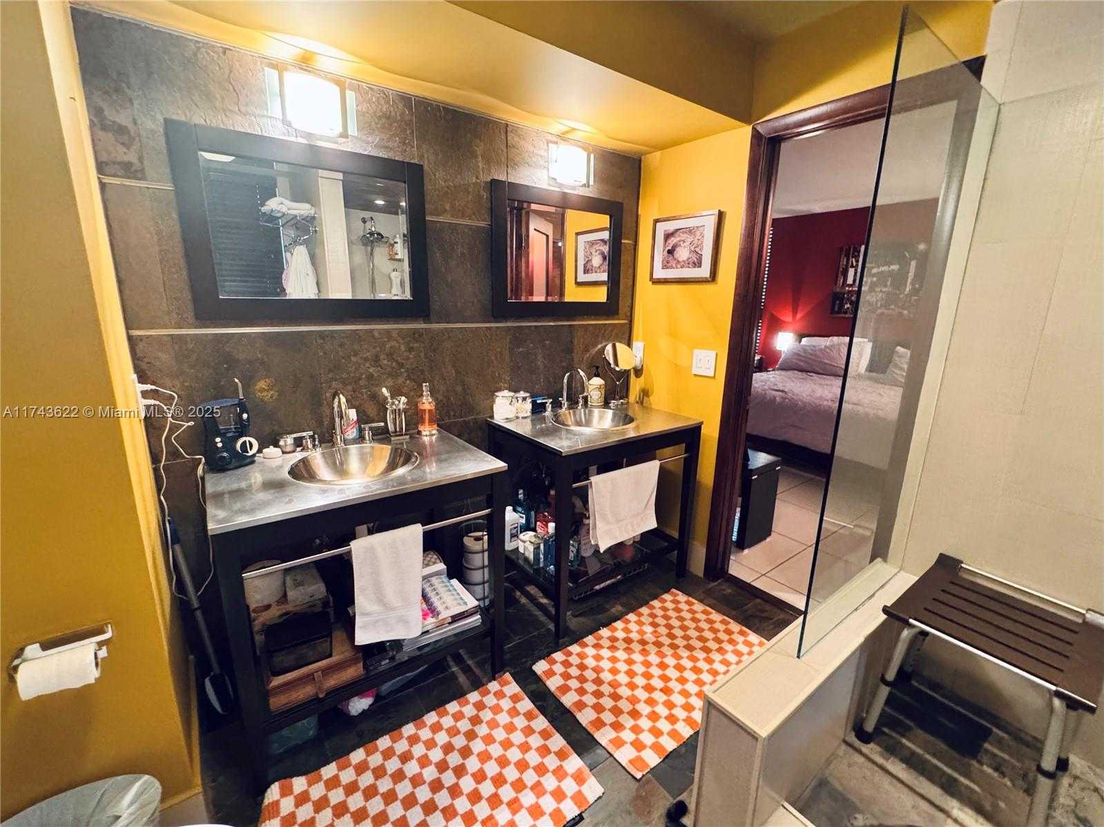 Small Image of 3007 NORTH EAST 183RD LN #7, Aventura Number 34