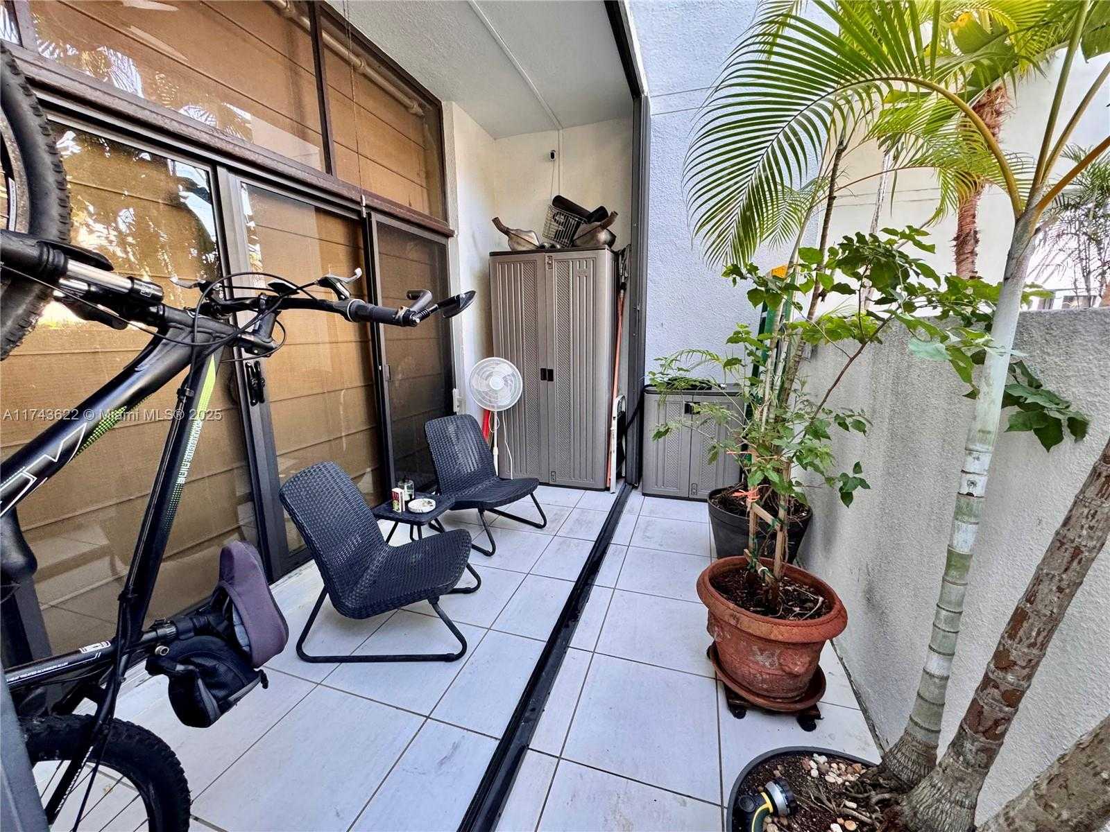 Small Image of 3007 NORTH EAST 183RD LN #7, Aventura Number 51