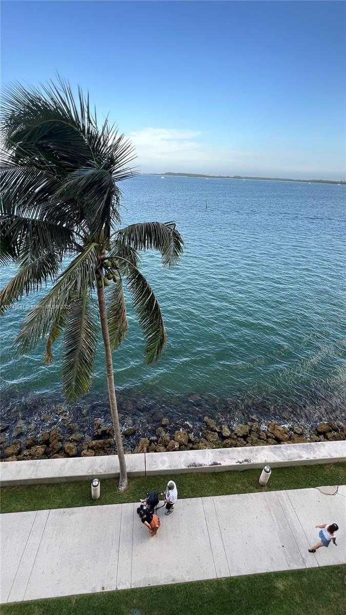 Small Image of 770 CLAUGHTON ISLAND DR #410, Miami Number 68