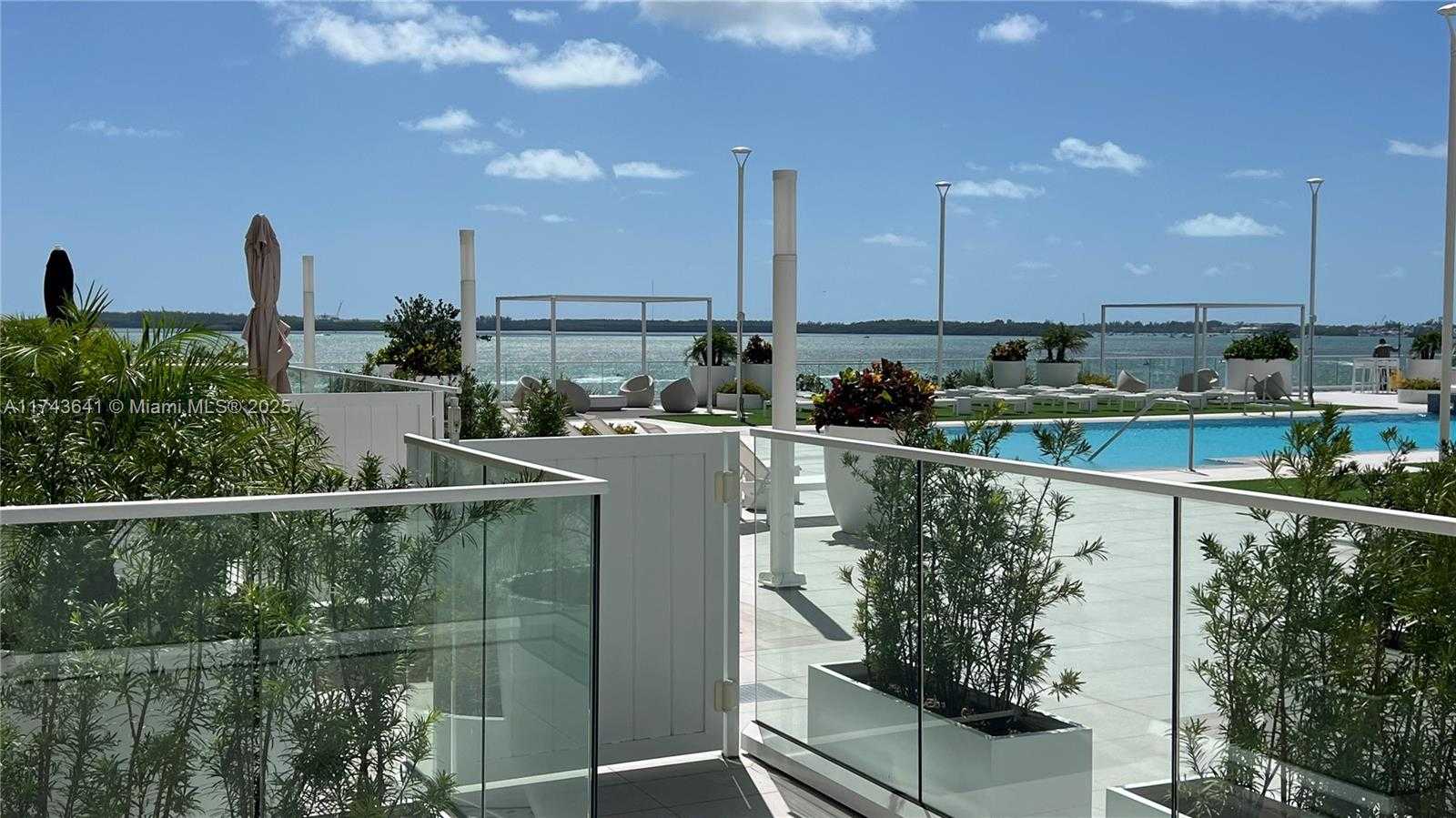 Small Image of 770 CLAUGHTON ISLAND DR #410, Miami Number 79