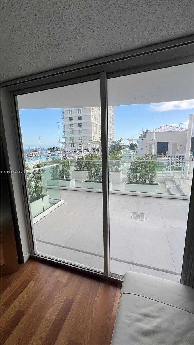 Small Image of 770 CLAUGHTON ISLAND DR #410, Miami Number 8