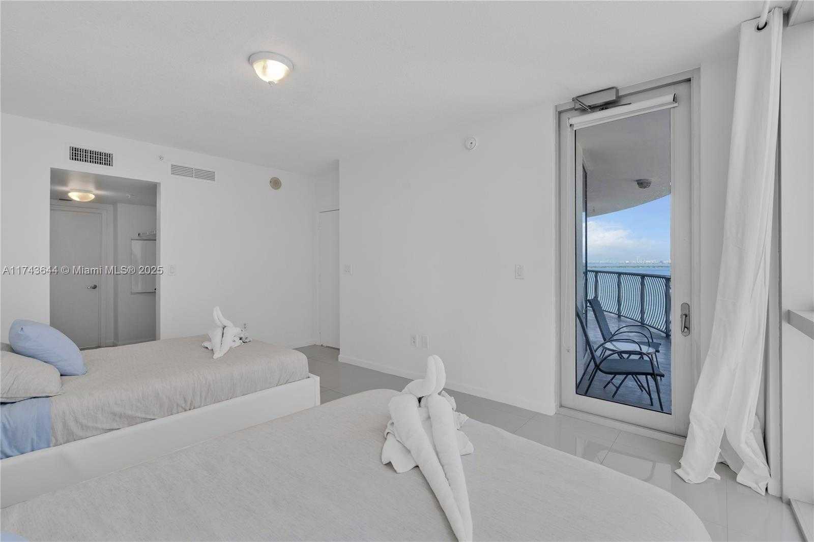 Small Image of 1750 NORTH BAYSHORE DR #1602, Miami Number 28