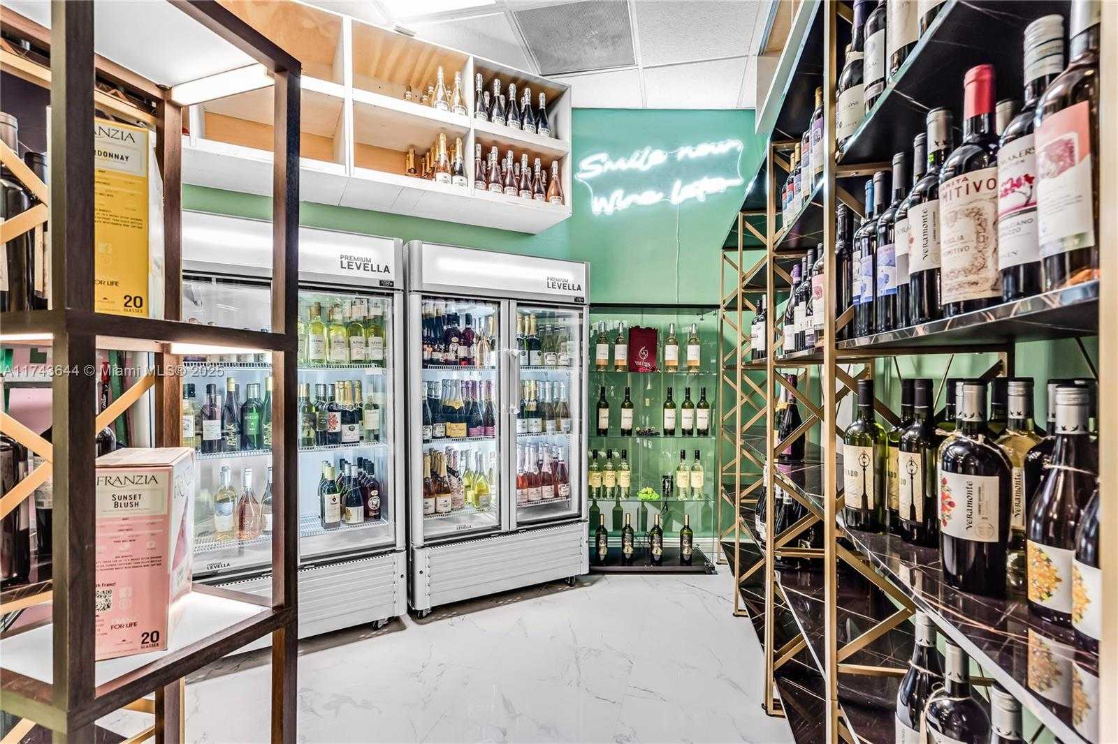 Small Image of 1750 NORTH BAYSHORE DR #1602, Miami Number 33