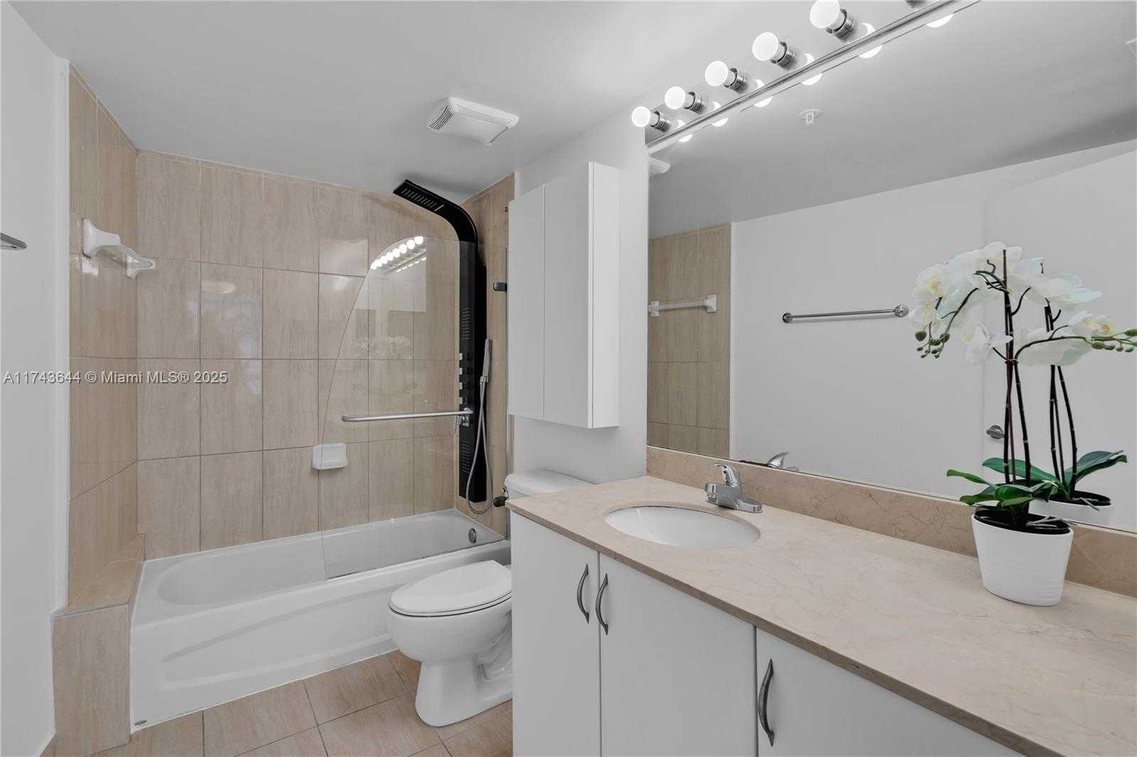 Small Image of 1750 NORTH BAYSHORE DR #1602, Miami Number 7