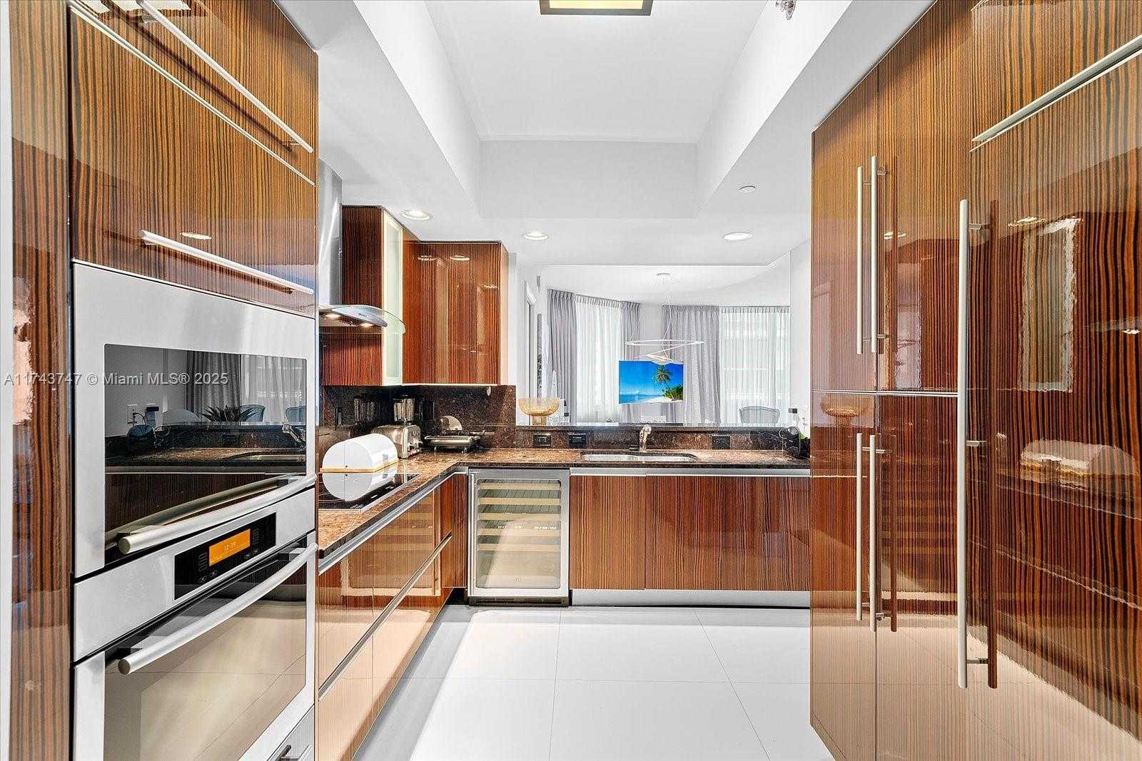 Small Image of 2711 SOUTH OCEAN DR #1106, Hollywood Number 10