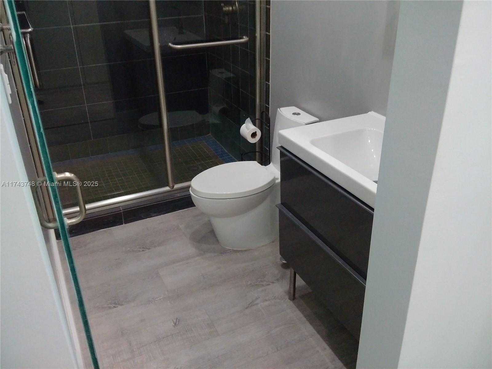 Small Image of 1525 MERIDIAN AVE #104, Miami Beach Number 21