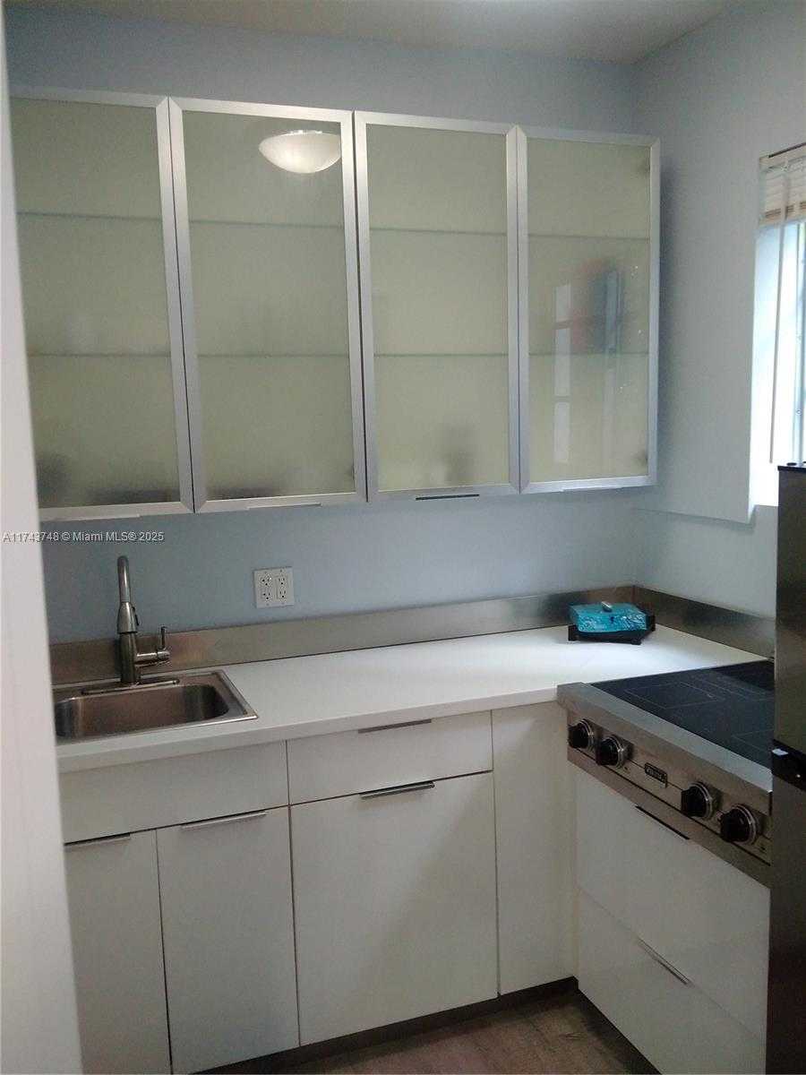 Small Image of 1525 MERIDIAN AVE #104, Miami Beach Number 25