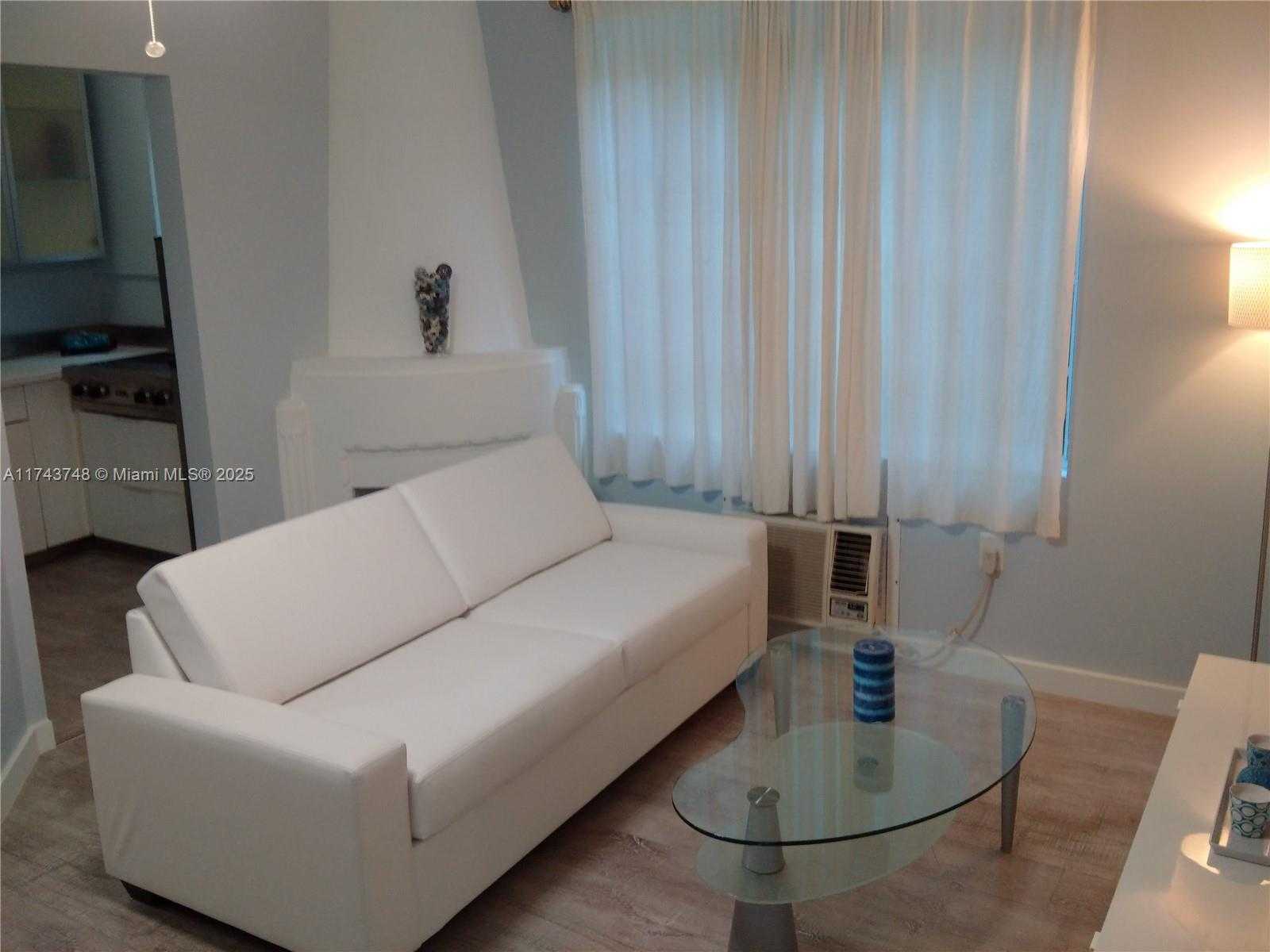 Small Image of 1525 MERIDIAN AVE #104, Miami Beach Number 4