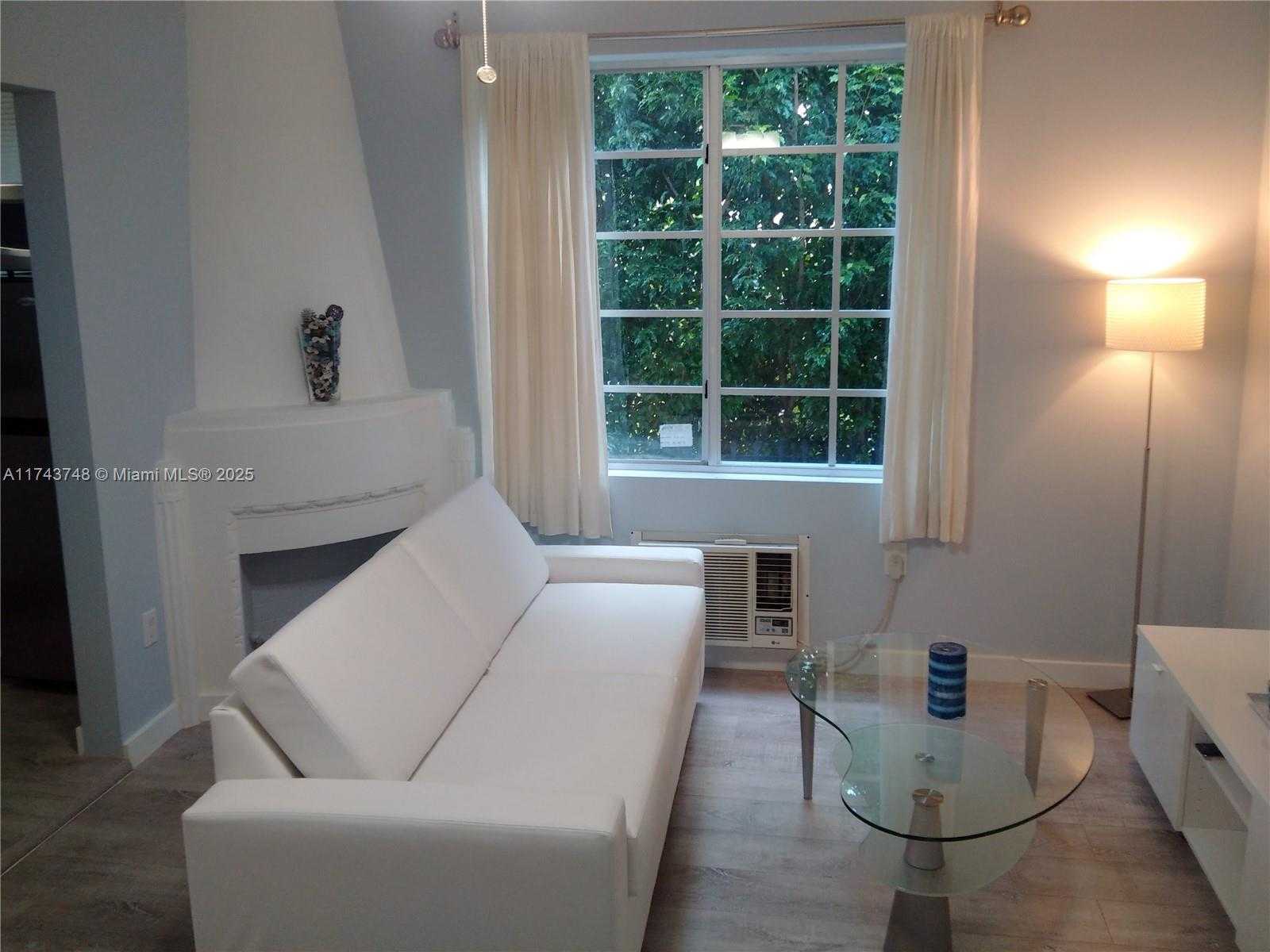 Small Image of 1525 MERIDIAN AVE #104, Miami Beach Number 9