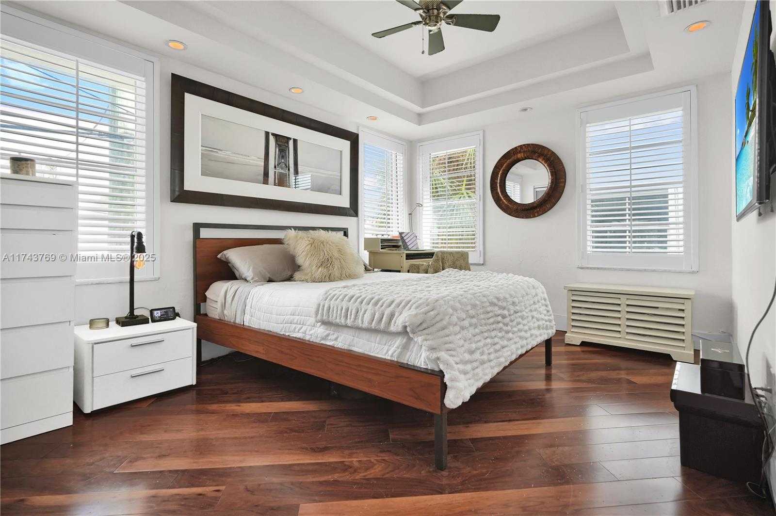 Small Image of 349 MERIDIAN AVE #B207, Miami Beach Number 12