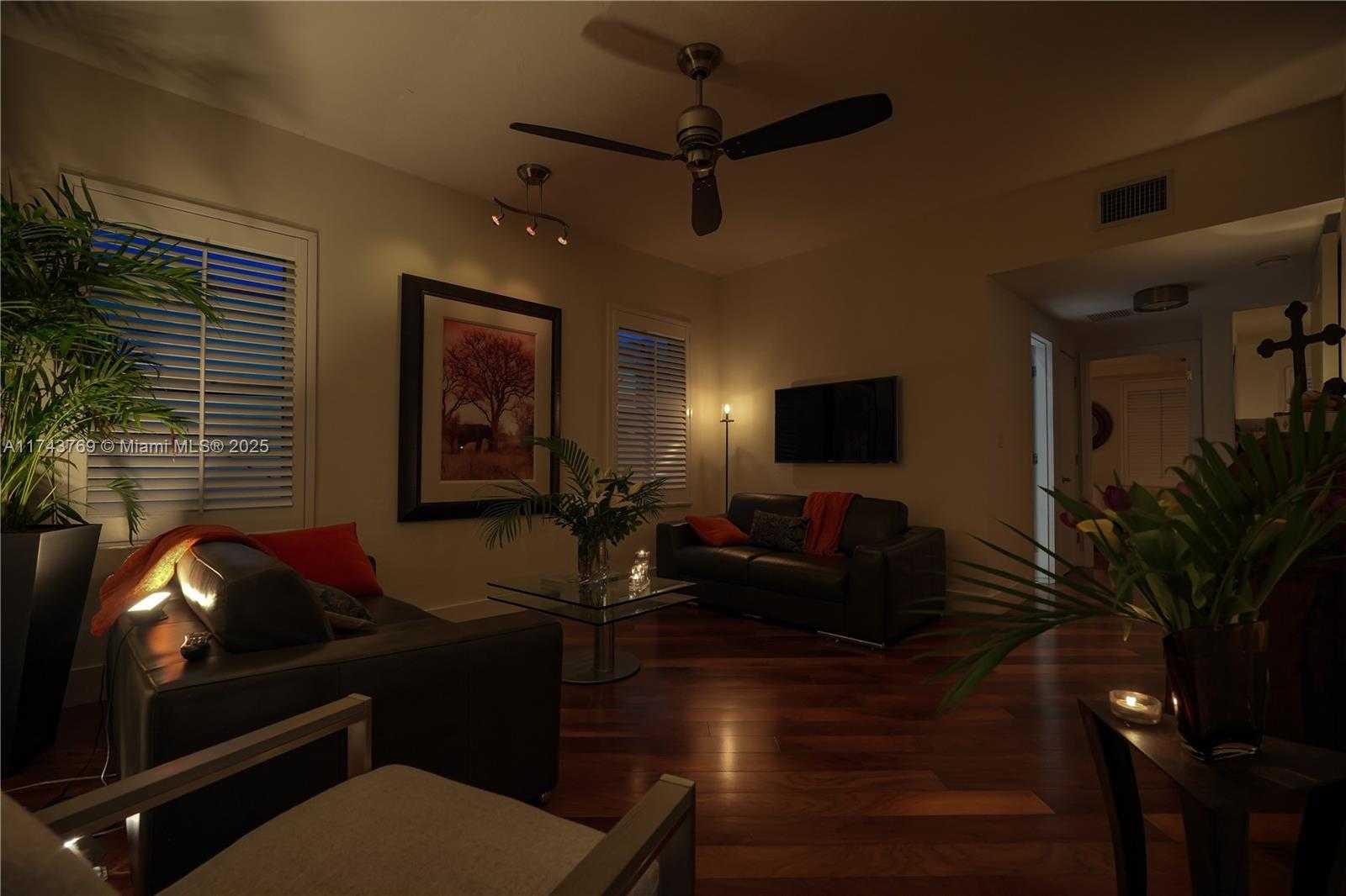 Small Image of 349 MERIDIAN AVE #B207, Miami Beach Number 18