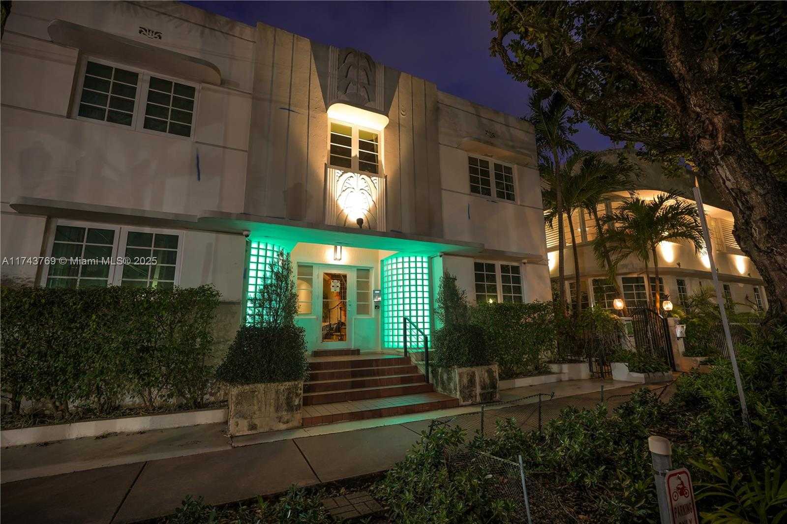 Small Image of 349 MERIDIAN AVE #B207, Miami Beach Number 28