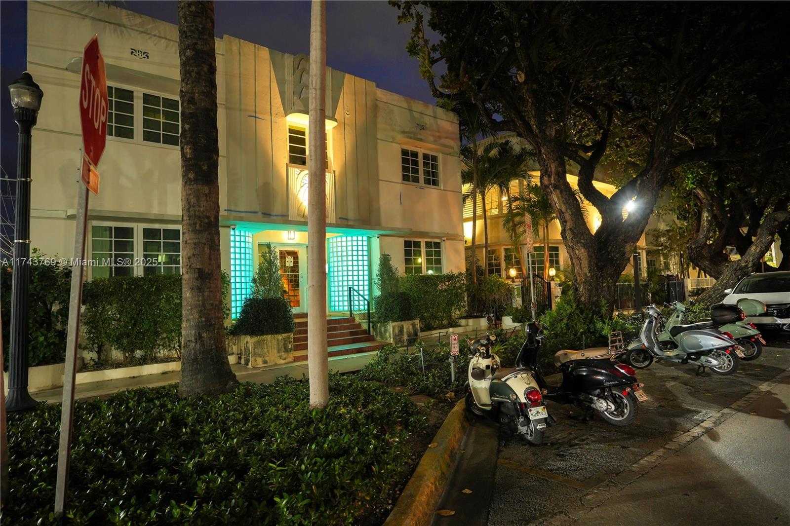 Small Image of 349 MERIDIAN AVE #B207, Miami Beach Number 30