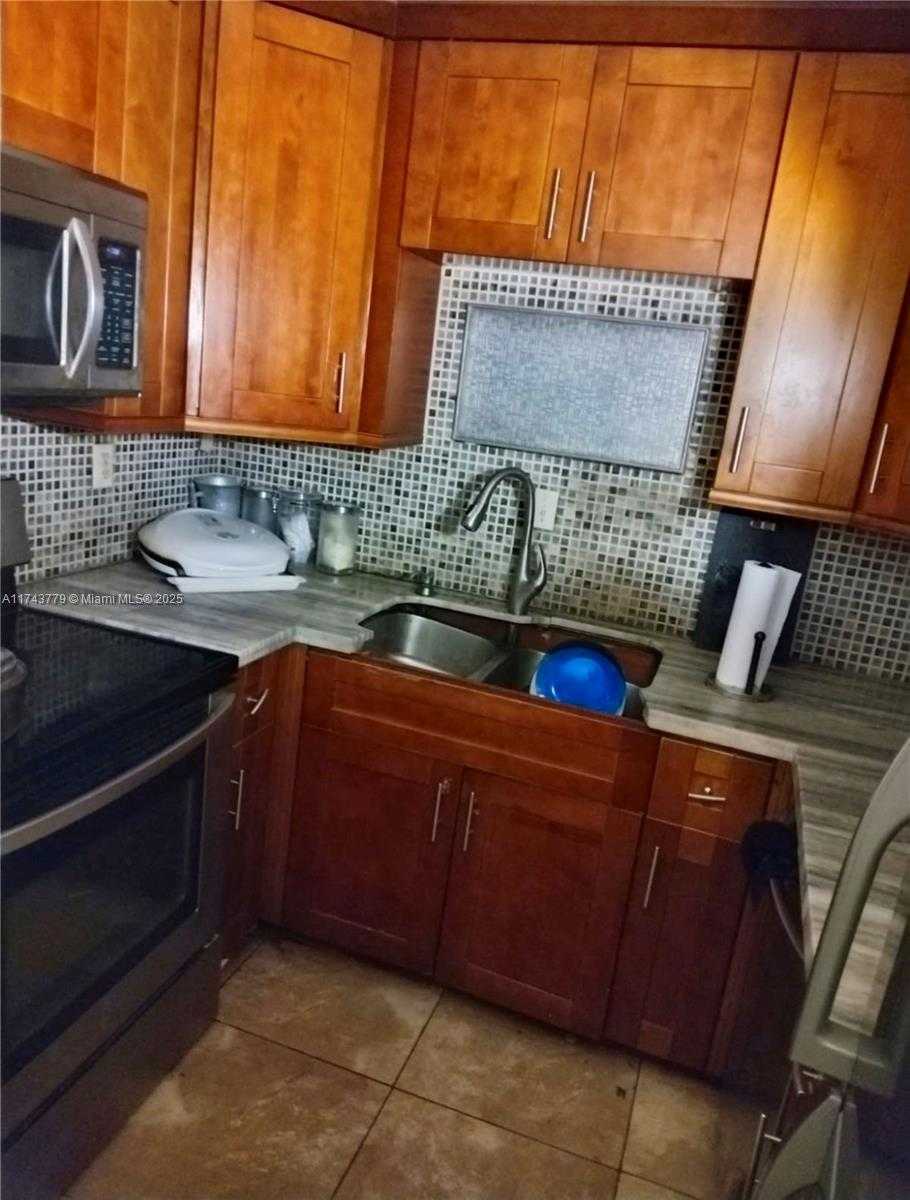 Small Image of 1800 NORTH WEST 24TH AVE #314, Miami Number 2