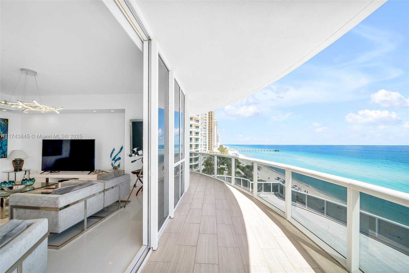 Small Image of 16001 COLLINS AVE #701, Sunny Isles Beach Number 4