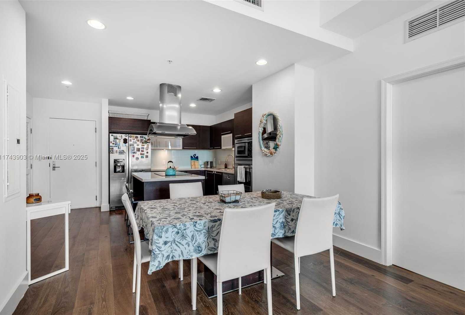 Small Image of 7928 EAST DR #702, North Bay Village Number 13