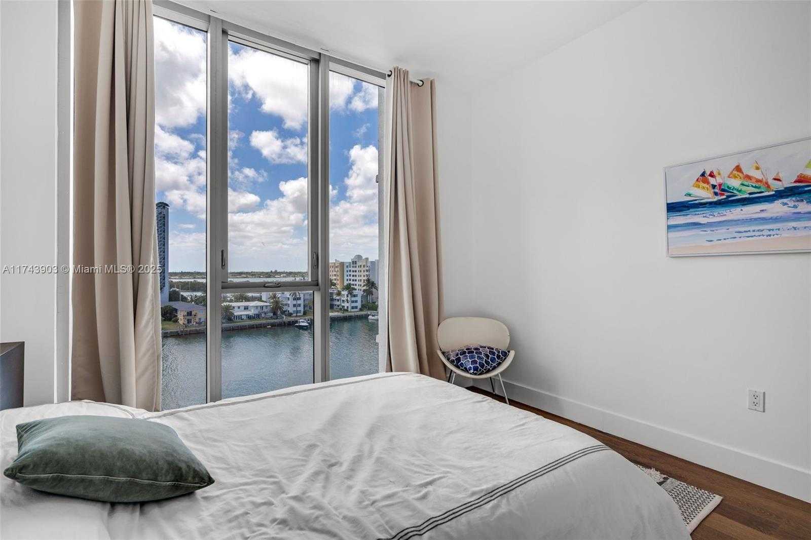 Small Image of 7928 EAST DR #702, North Bay Village Number 21