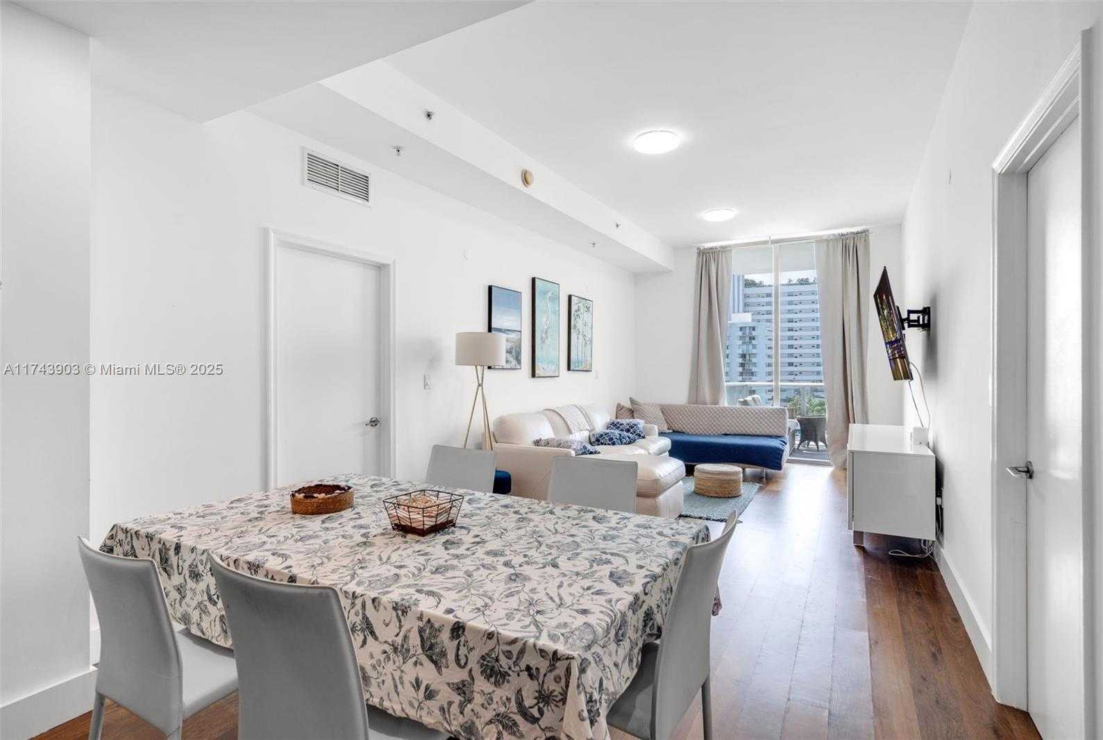Small Image of 7928 EAST DR #702, North Bay Village Number 9