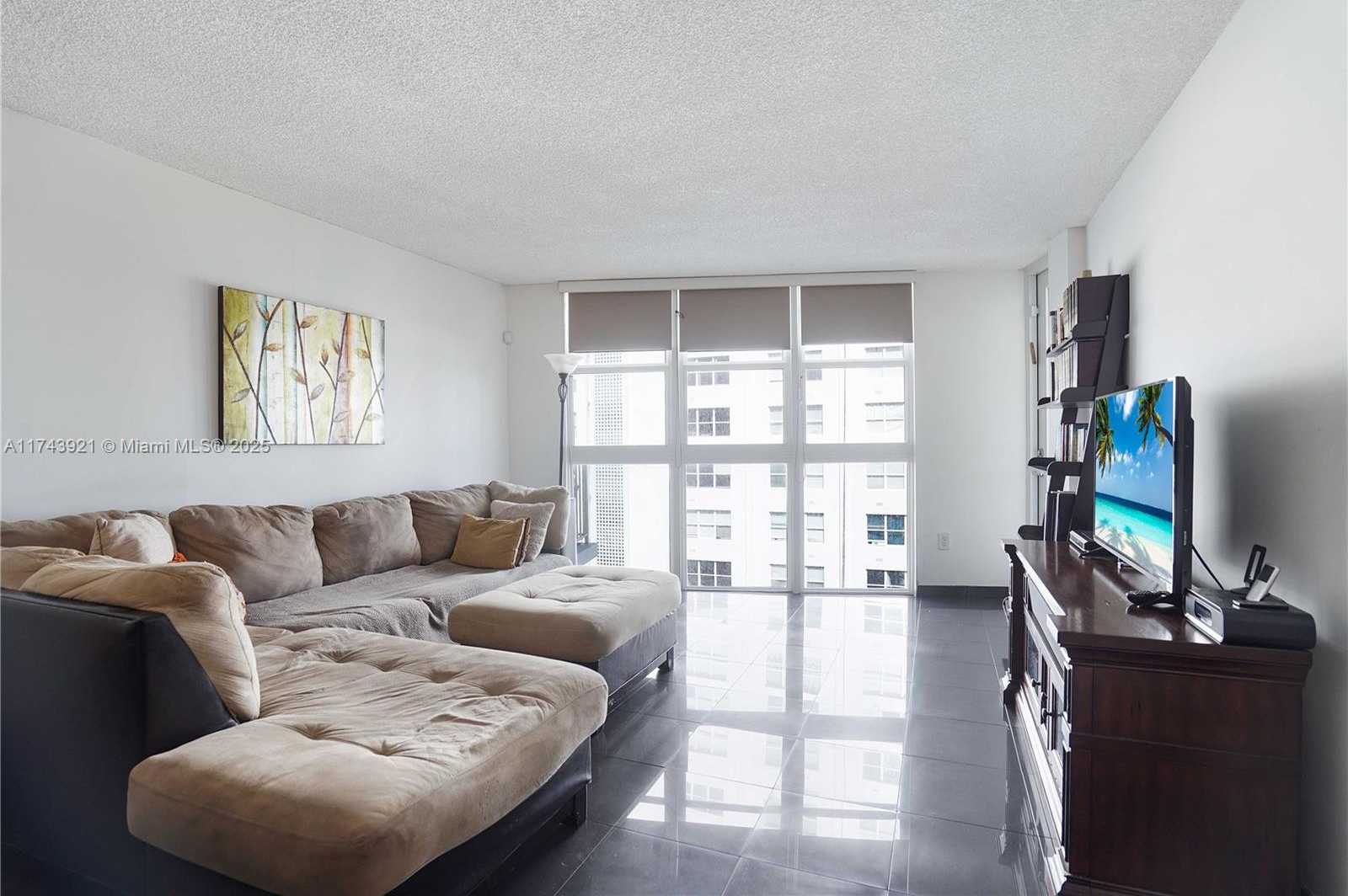 Small Image of 1228 WEST AVE #607, Miami Beach Number 13