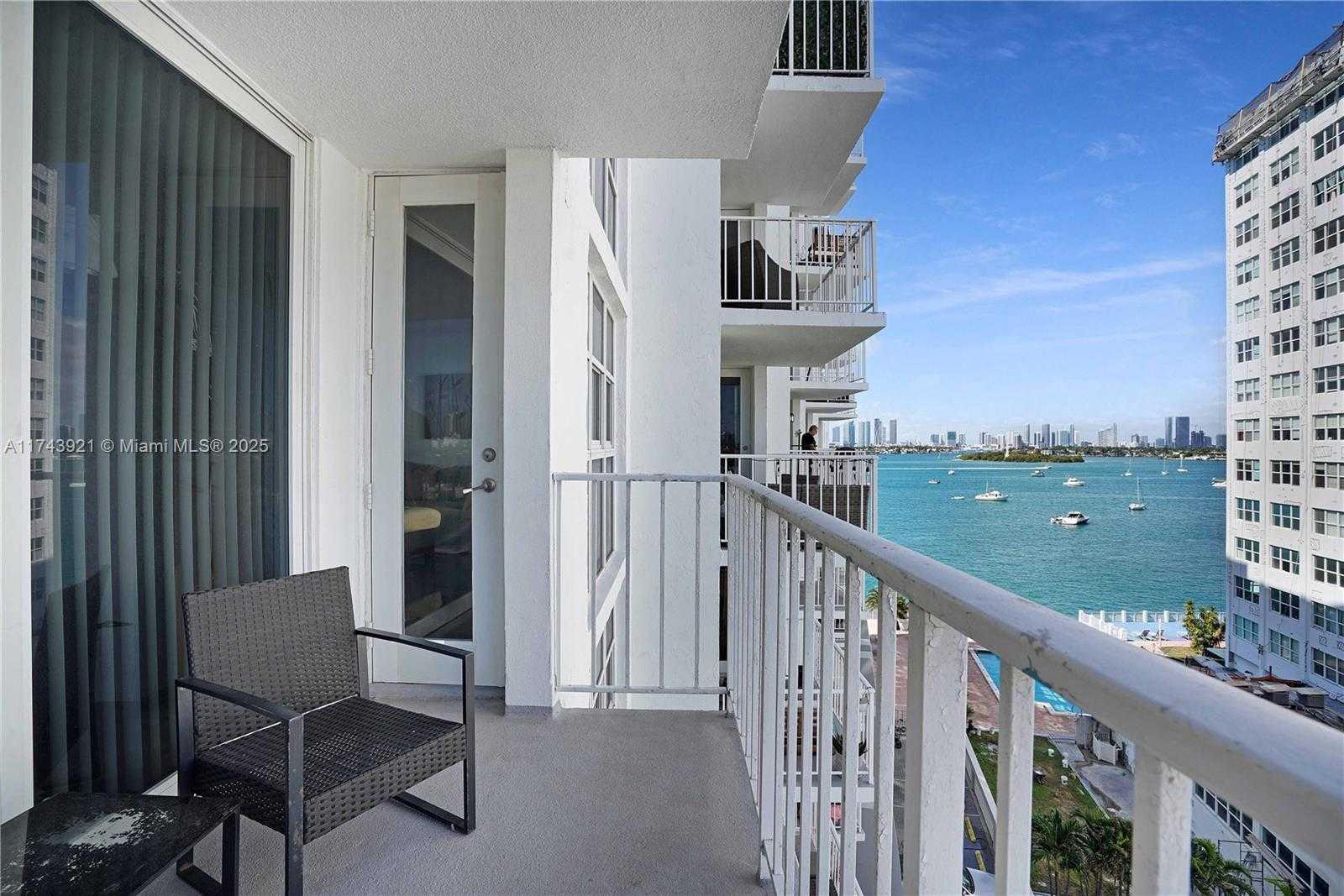 Small Image of 1228 WEST AVE #607, Miami Beach Number 19