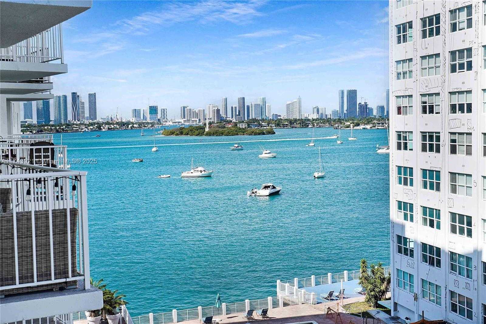 Small Image of 1228 WEST AVE #607, Miami Beach Number 20