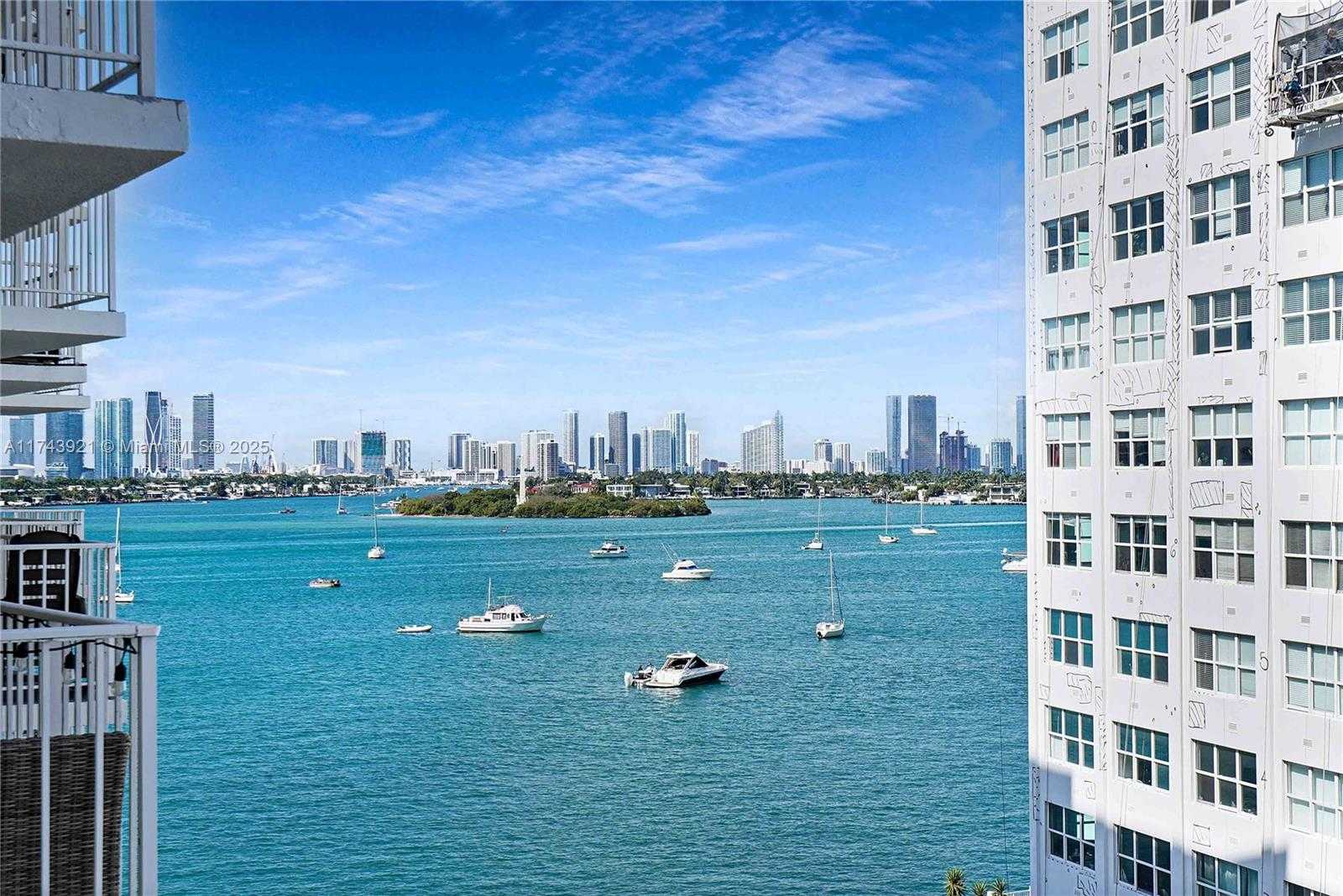 Small Image of 1228 WEST AVE #607, Miami Beach Number 21